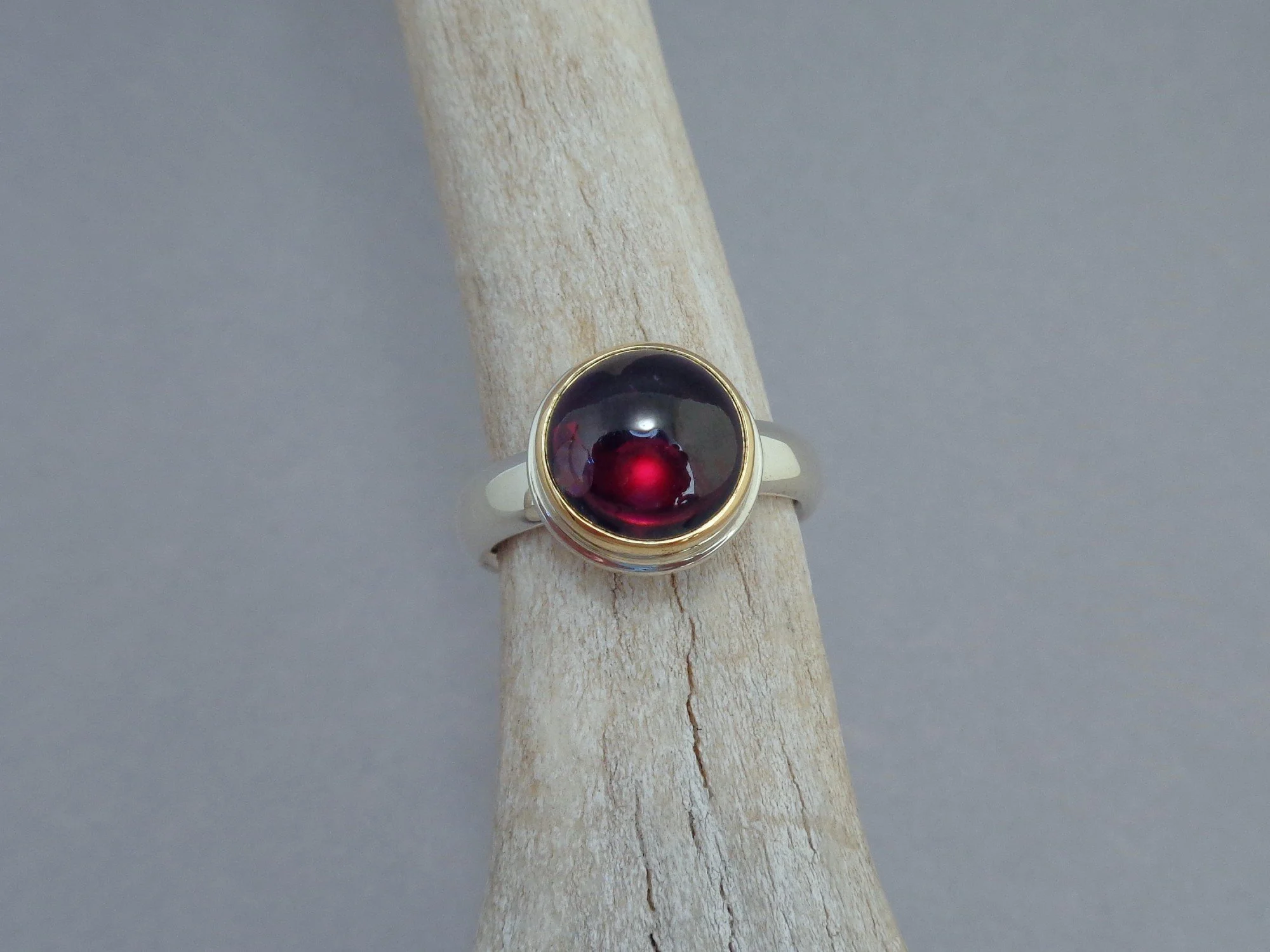 garnet cabochon ring x.jpg