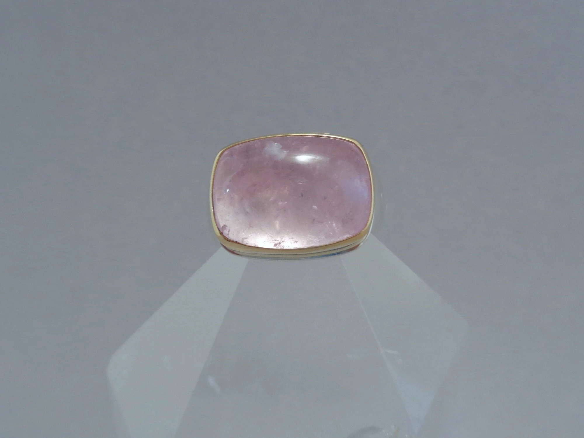 pretty pink morganite ring x.jpg
