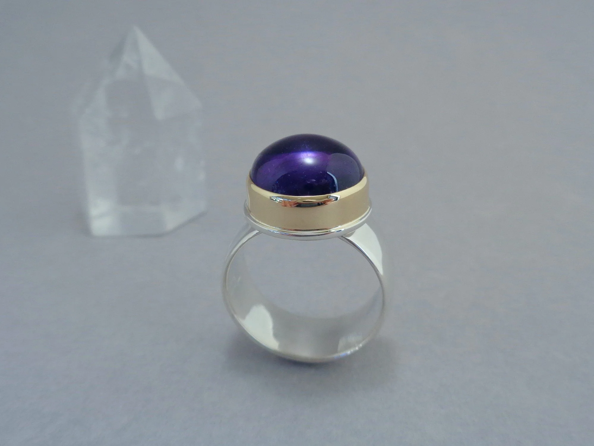 ring with amethyst gemstone x.jpg