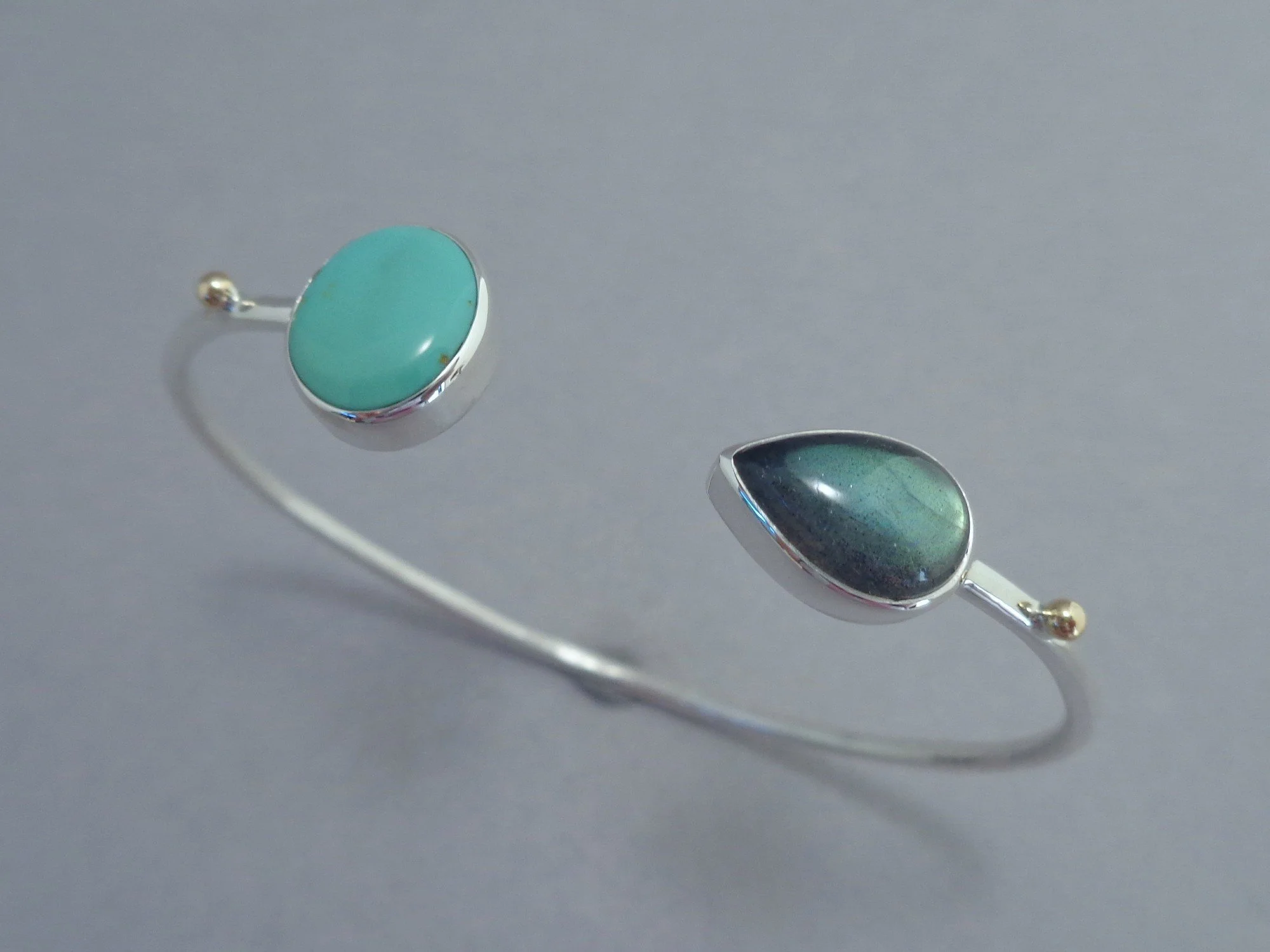 green turquoise and labradorite cuff x.jpg