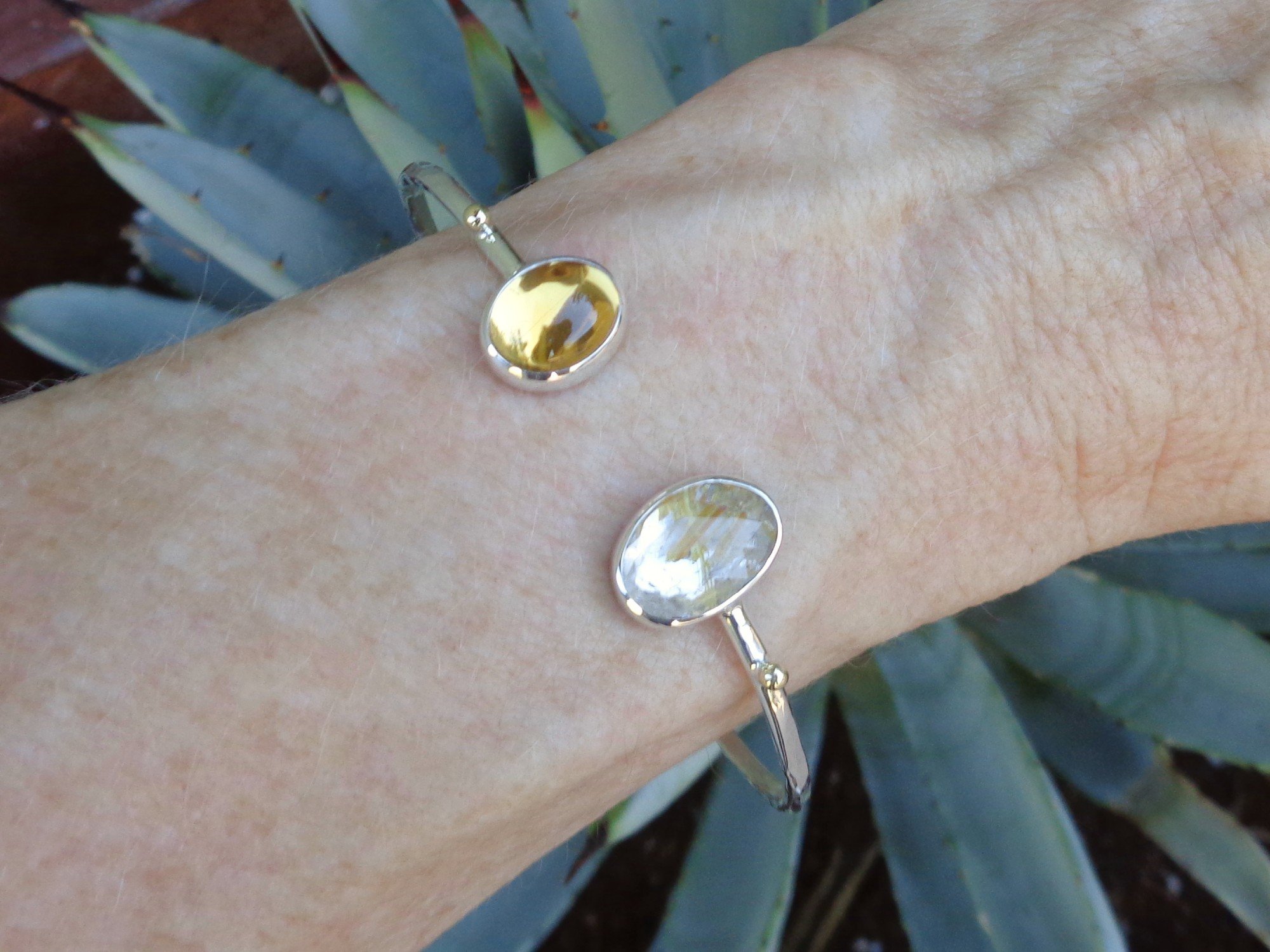 bracelet in sterling with golden stones x.jpg