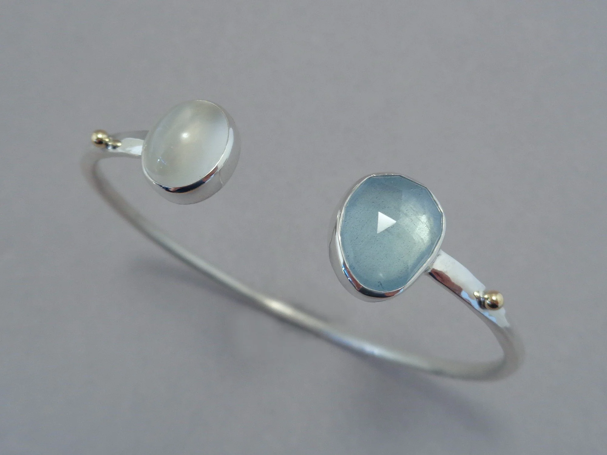 blue and white gemstone bracelet x.jpg