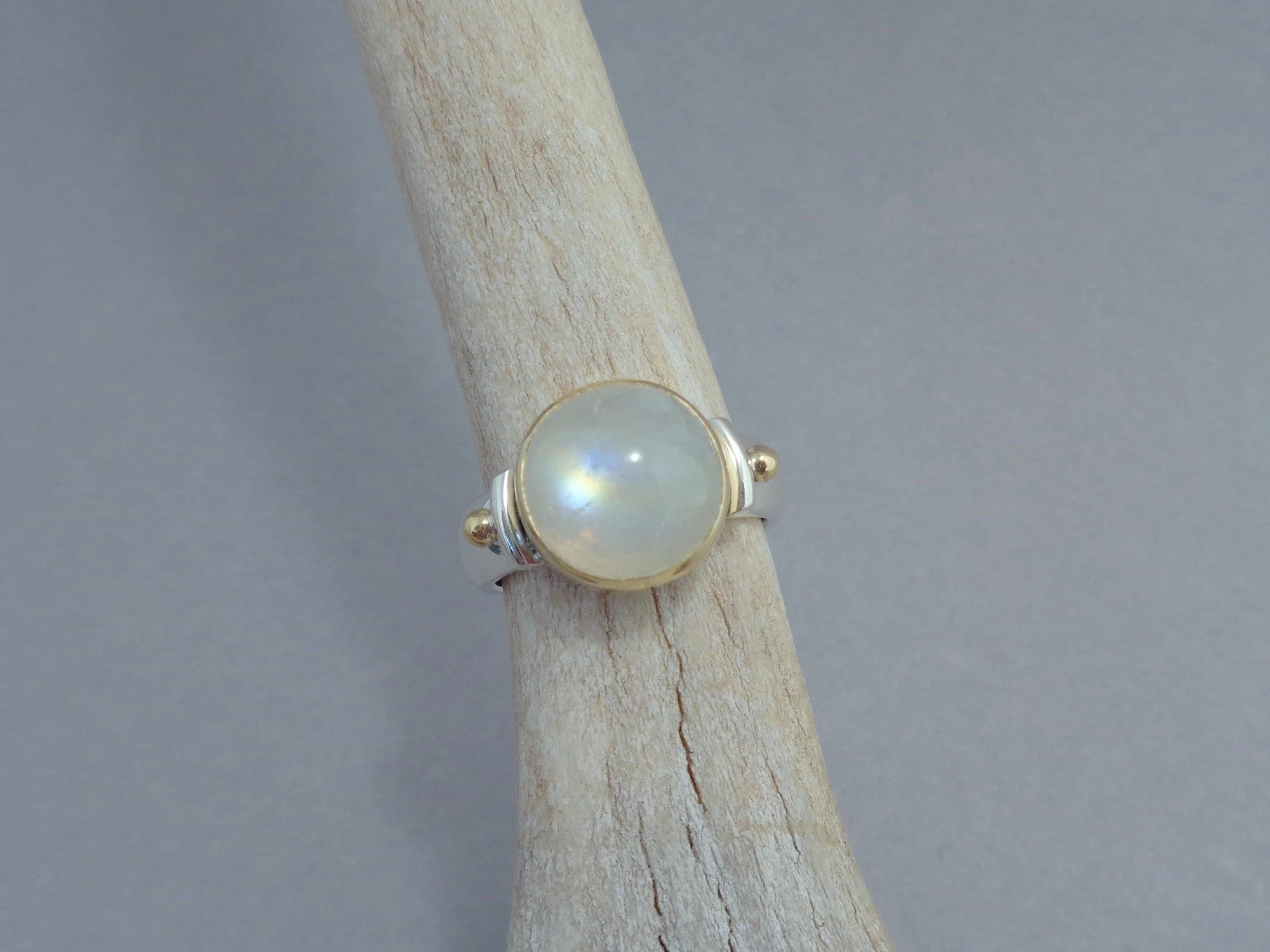 rainbow moonstone cabochon ring x.jpg