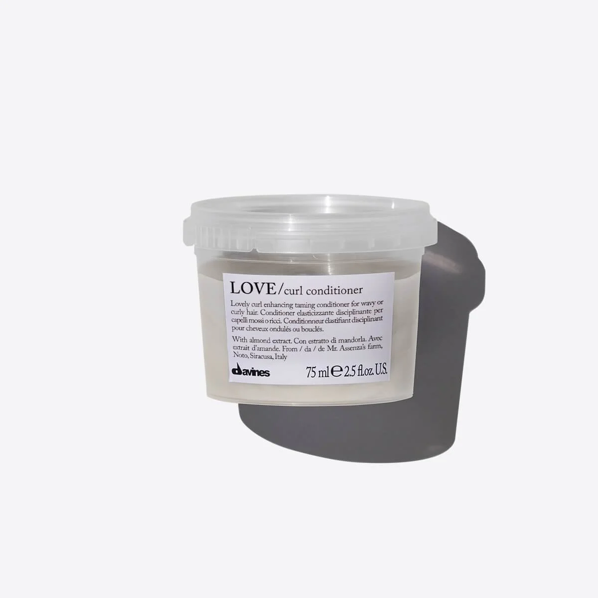 75529_ESSENTIAL_HAIRCARE_LOVE_CURL_Conditioner_75ml_Davines_6e8e6aa5-52bf-4c48-b99e-9b40d1654557_2000x.jpg