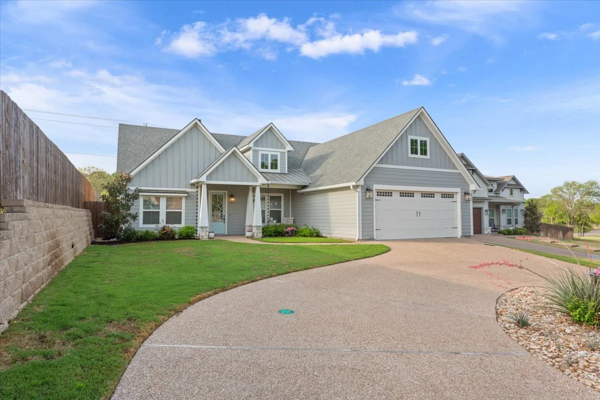 03-1400 Wandering Trail (2).jpg