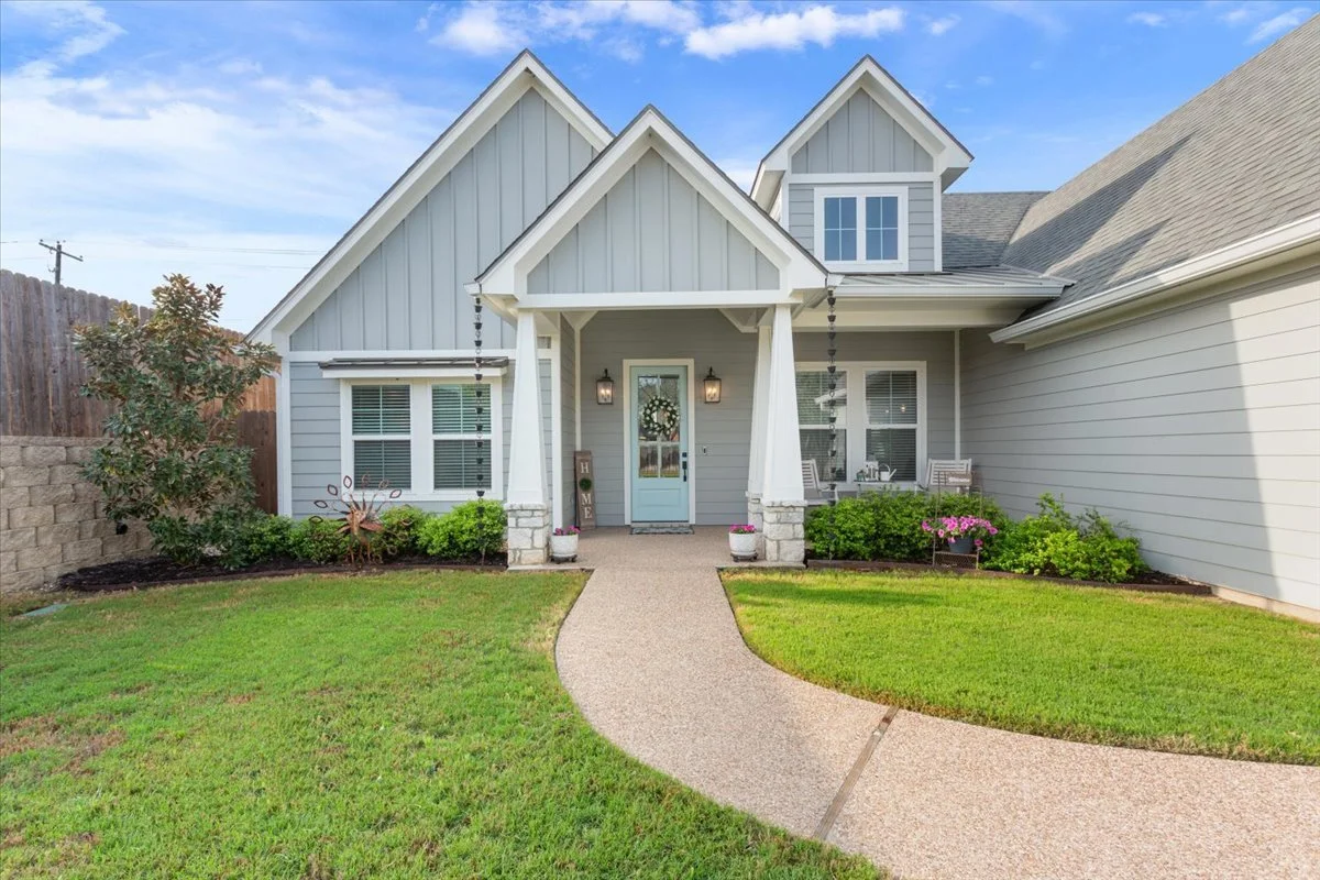 06-1400 Wandering Trail (4).jpg