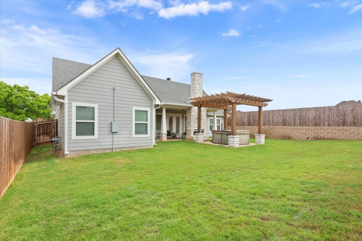 36-1400 Wandering Trail (35).jpg