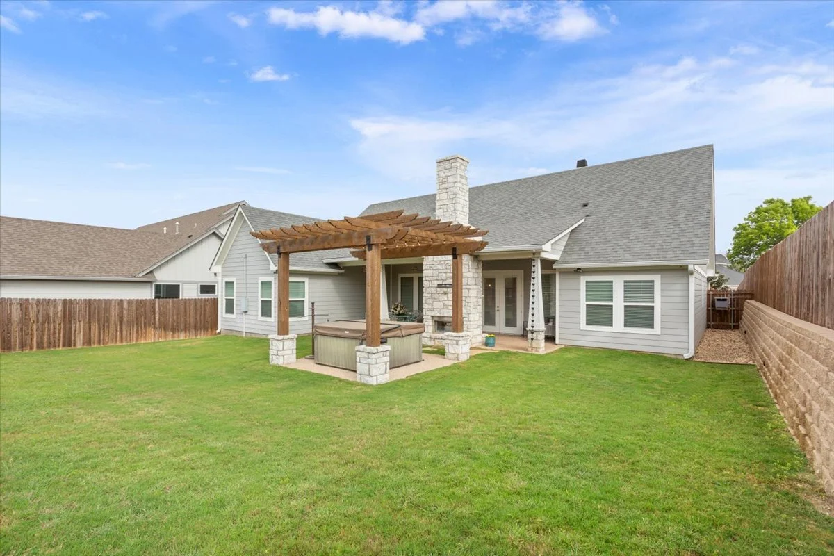 37-1400 Wandering Trail (36).jpg