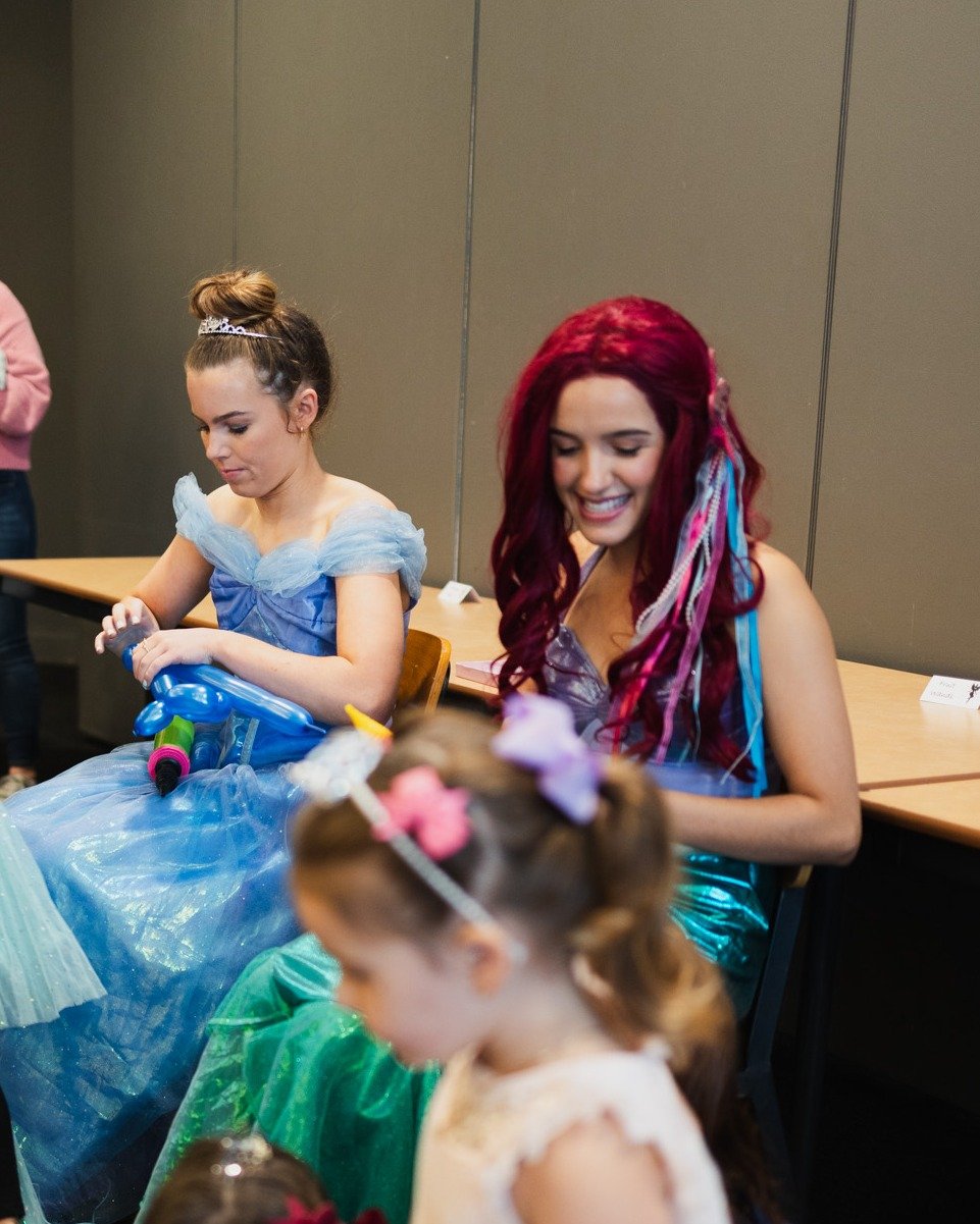 🧜&zwj;♀️ MERMAID PARTIES 🧜&zwj;♀️

School holiday fun is about to begin! There's limited tickets available to our Mermaid Parties 🤩

Wednesday April 17th
🤎 10am session
🤎 12pm session

$35 (plus $1 booking fee) for one hour of dancing, singing, 