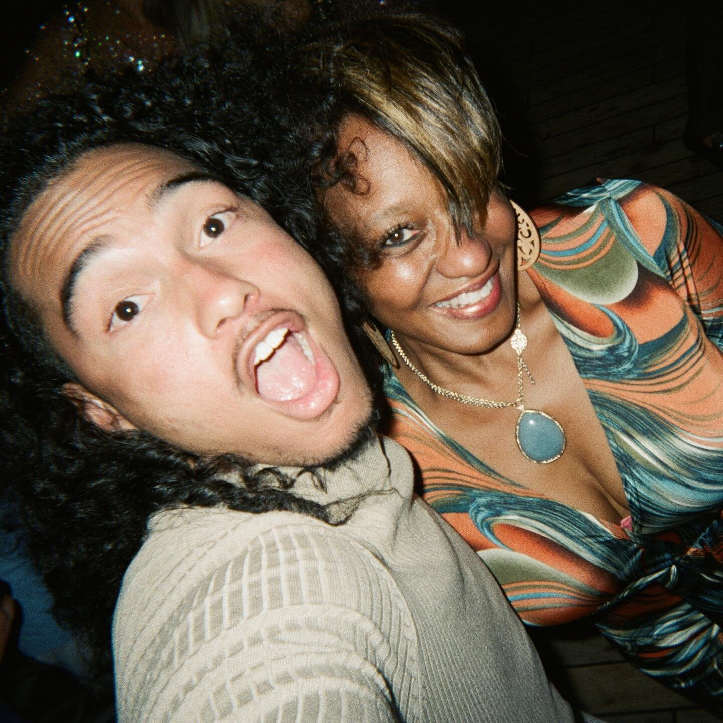 i know you all think y&rsquo;all have the best mom but&hellip; i actually do😇

Happy Mother&rsquo;s Day🫶🏽

[throwback video from 2021&rsquo;s Mother&rsquo;s Day]