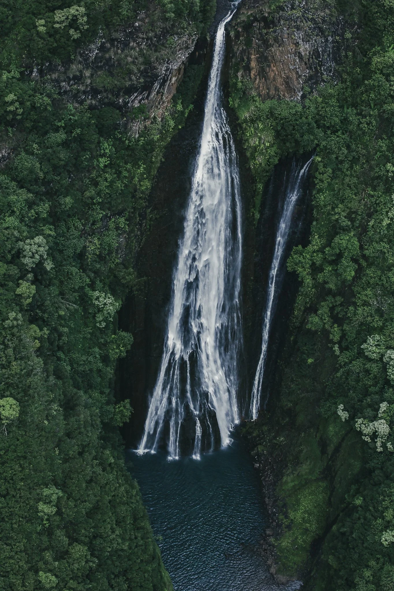kauai waterfall 24x36.jpg