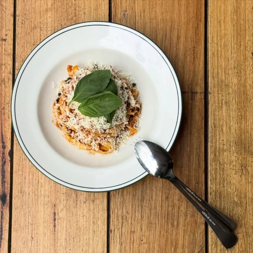 Tagliatelle, roasted tomatoes, fried capers, ricotta salata. 
 
Ciao x