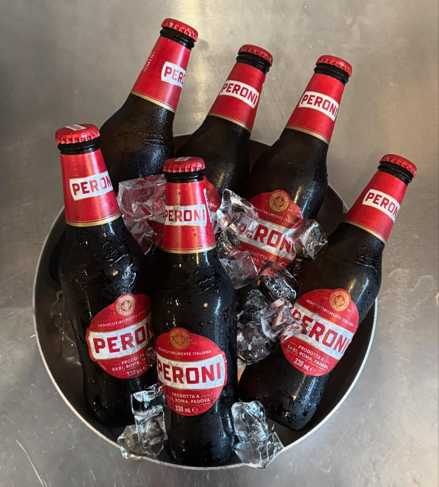 $5 peronis on happy hour, 12-6pm every Saturday and Sunday  x

Book via link in bio 💋