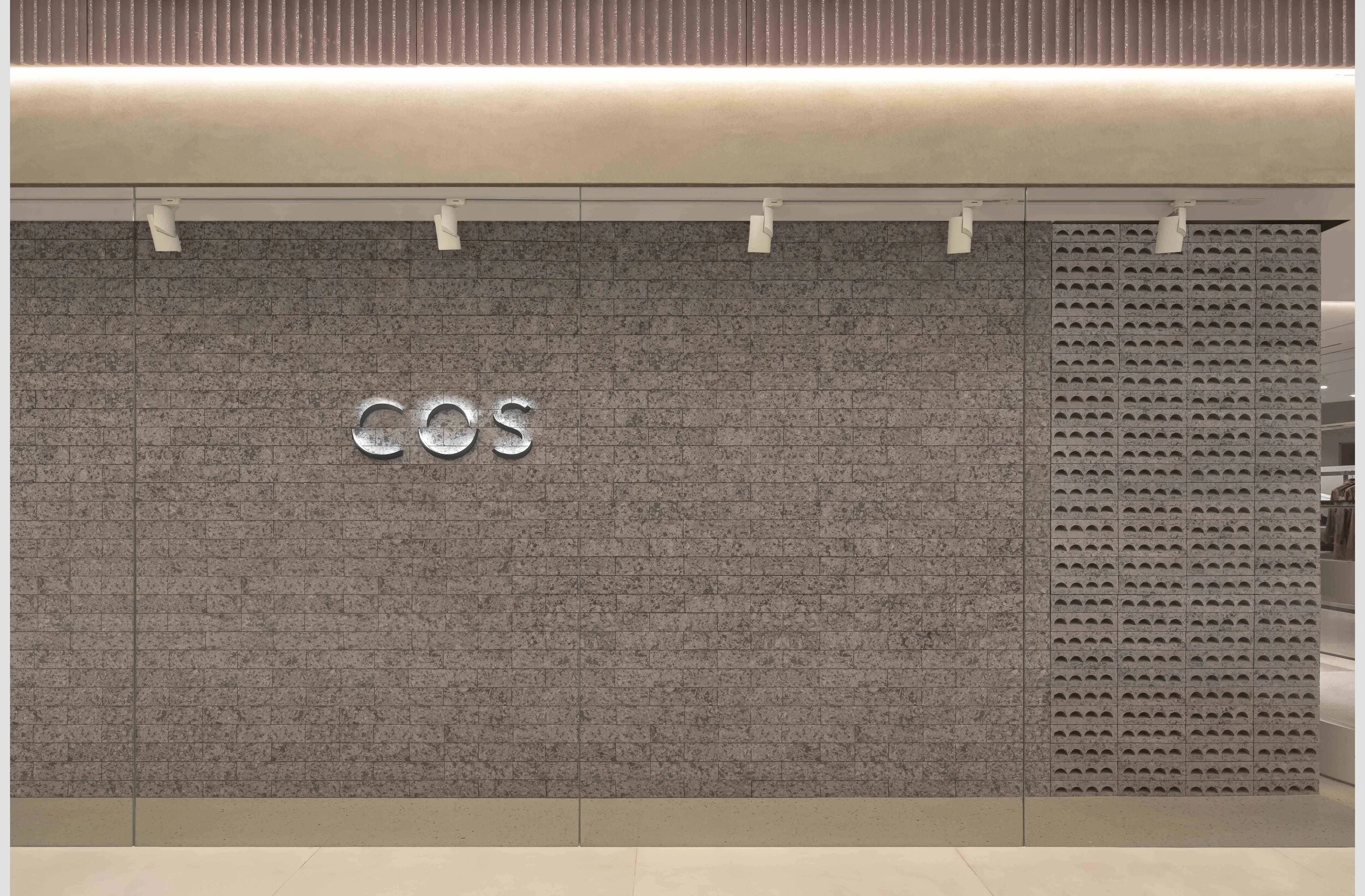 COS_gwanggyo_1_Compressed.jpg