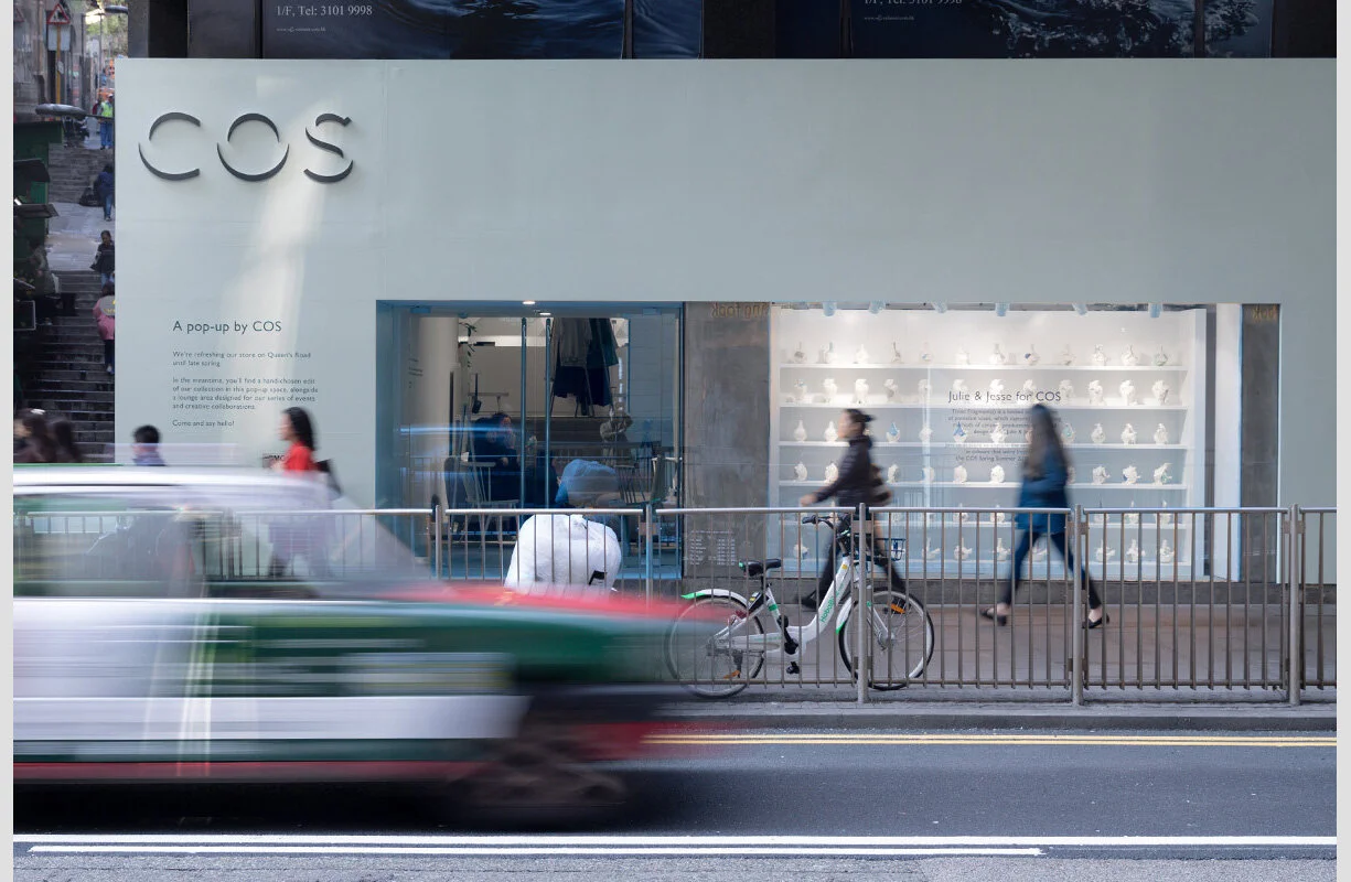 COS pop up facade.jpg
