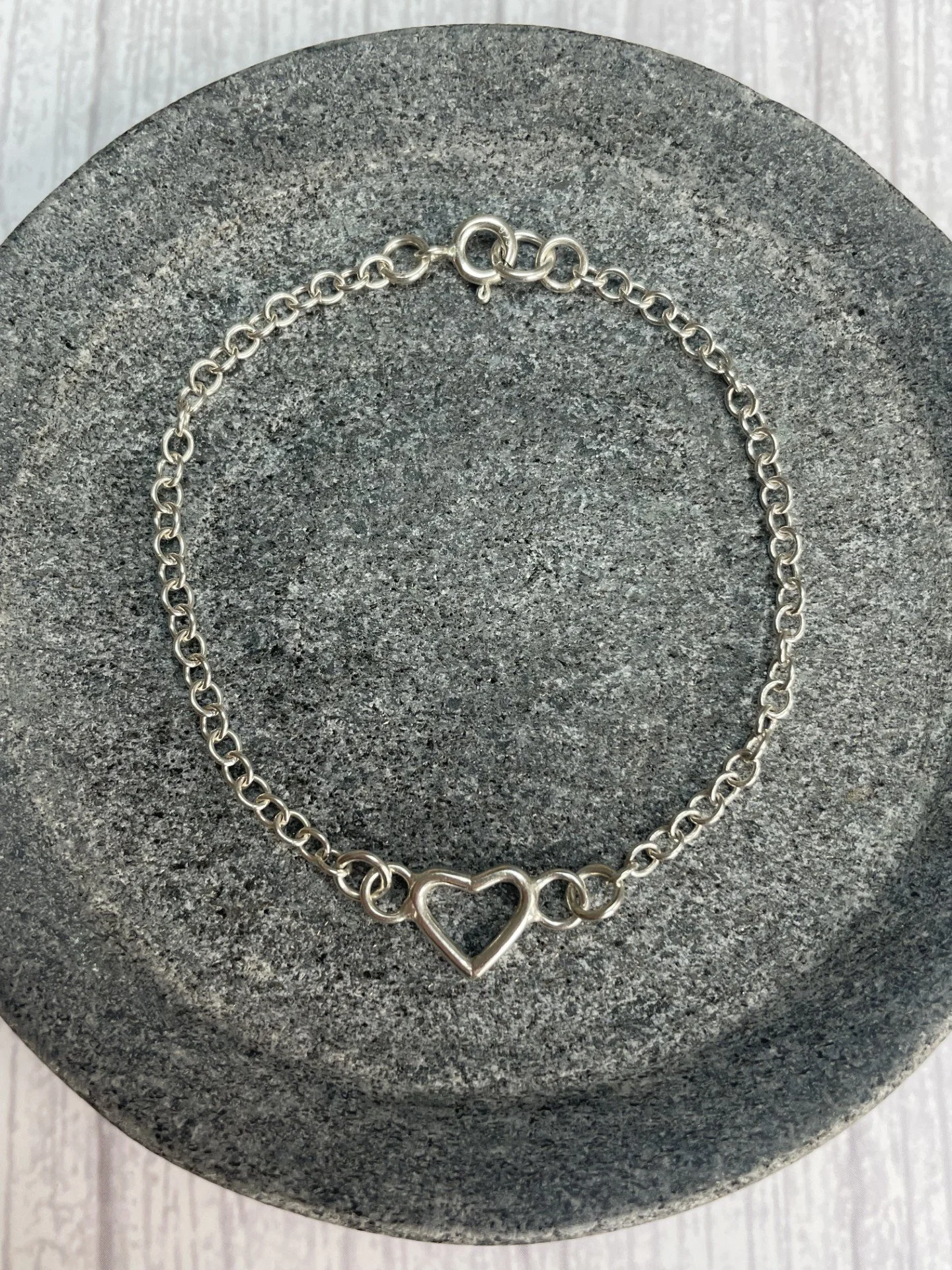 Sterling Silver Dainty Heart bracelet