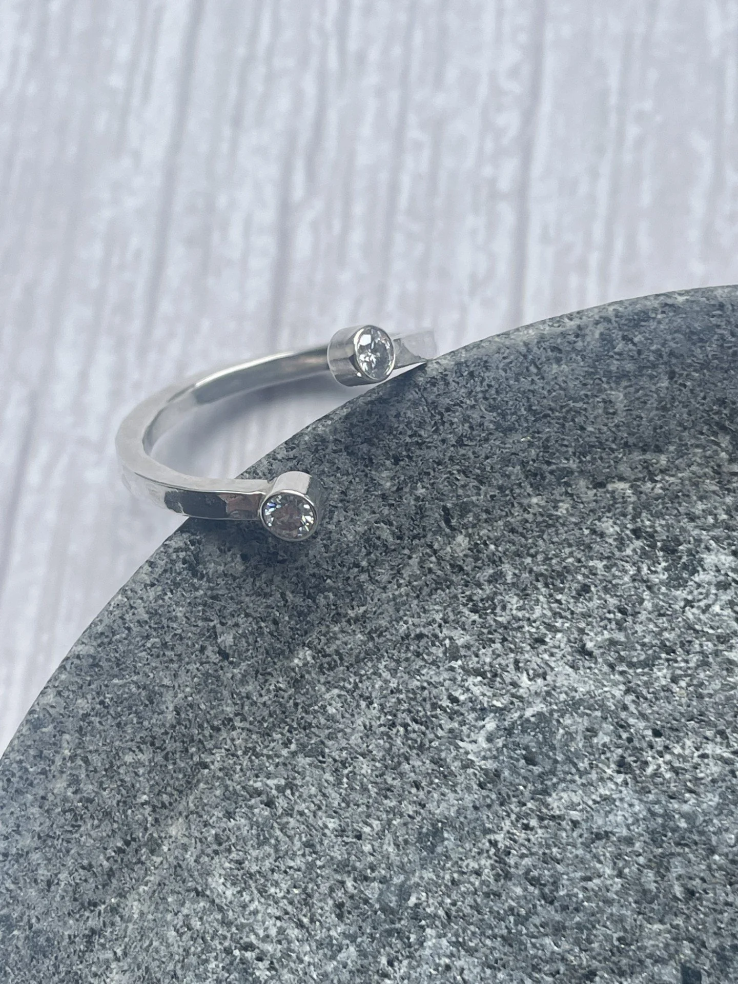 wire-and-wood-jewellery-sterling-silver-moissanite-ring-dish.jpg