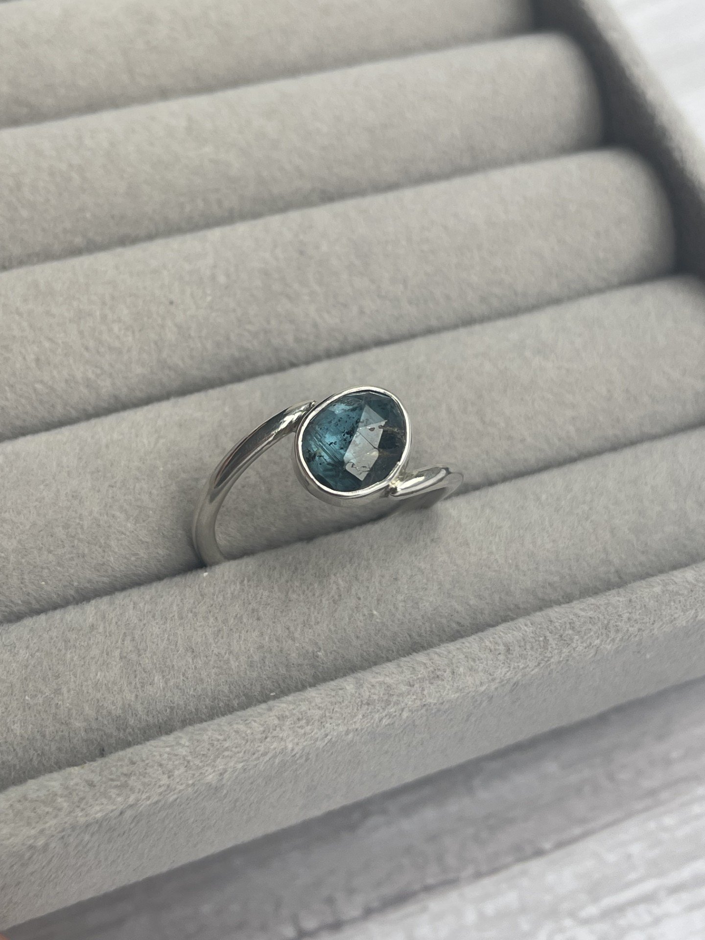 wire-and-wood-jewellery-sterling-silver-teal-moss-kyanite-ring-tray.jpg