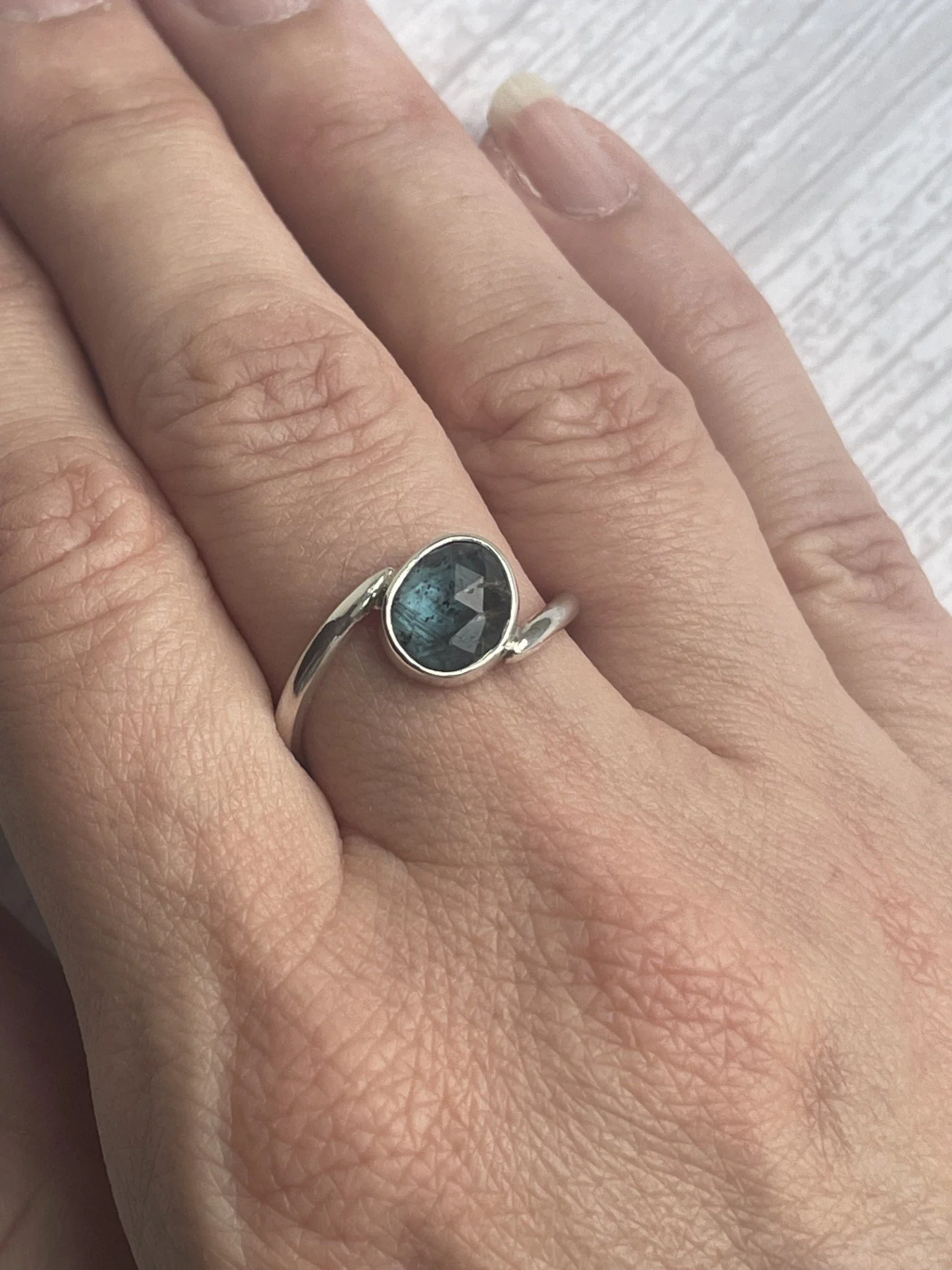 wire-and-wood-jewellery-sterling-silver-teal-moss-kyanite-ring-worn.jpg