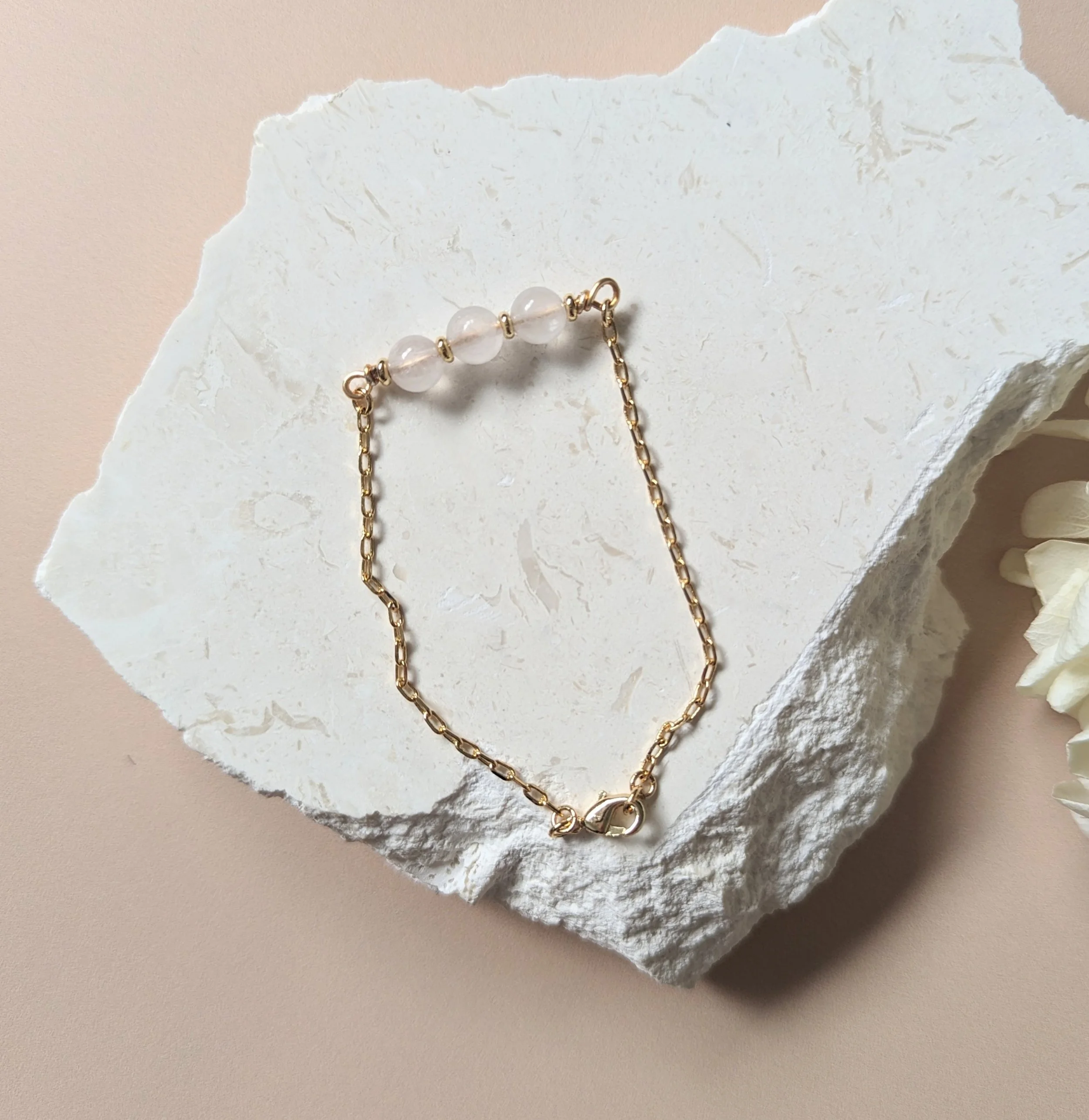Rose quartz bracelet, crystal jewellery, handmade crystal jewellery, Crystal Jewellery Australia.