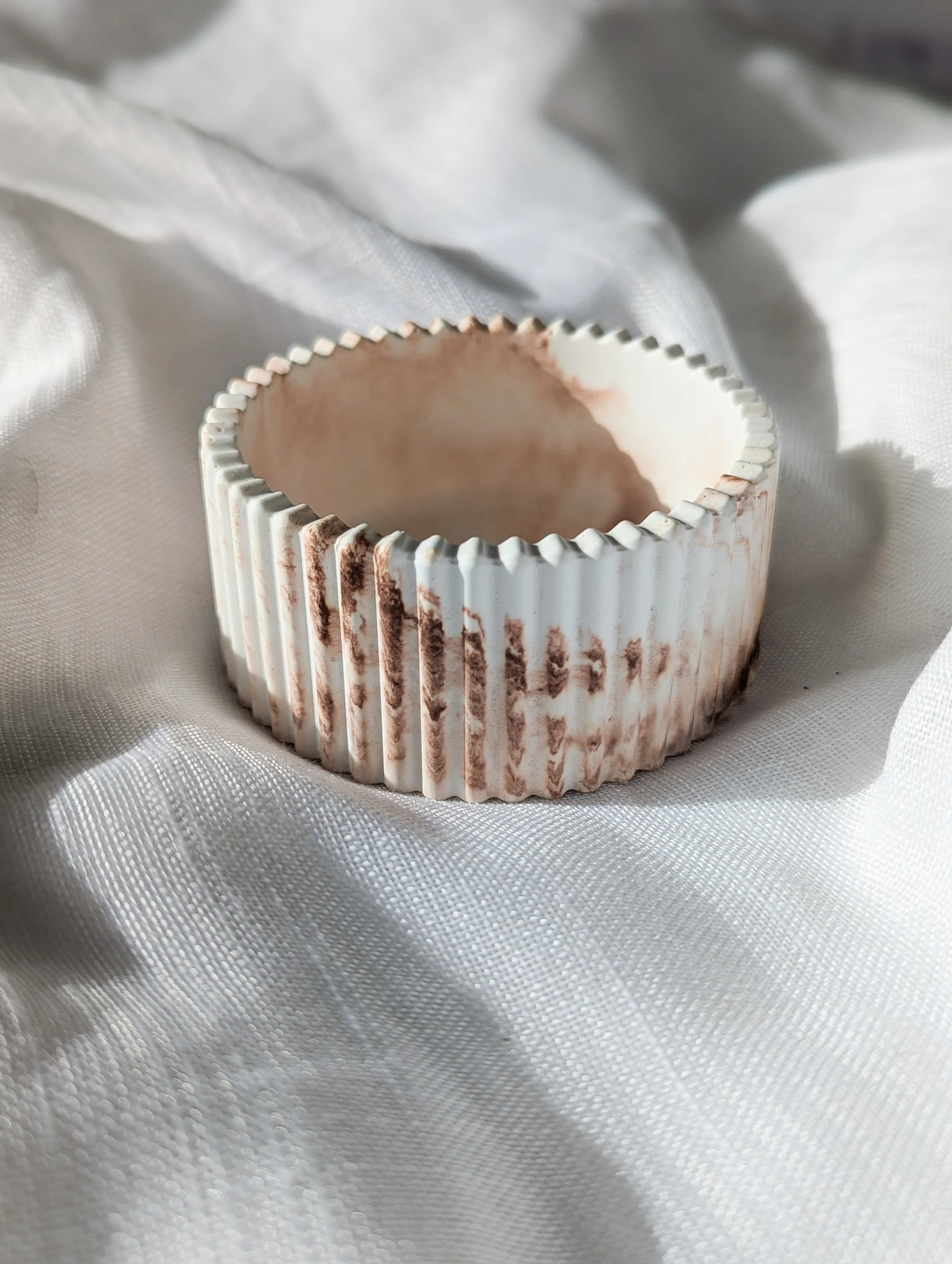 wavy handmade dish retro brown colour