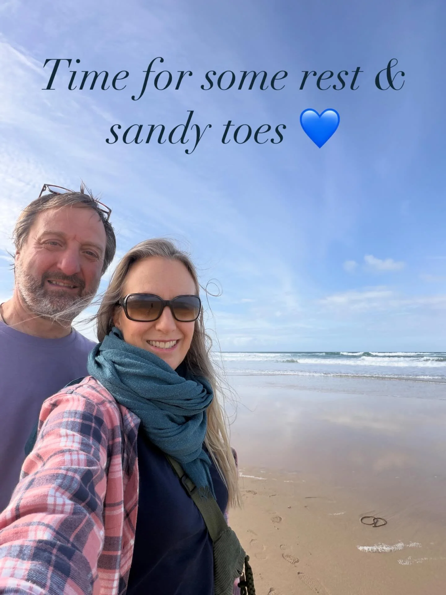 Breathing in the salty sea air for some rest time. Remembering to practice what I prescribe ;0)

I hope your weekend brings you recouperation and comfort as we feel the pace and season shift 🩵

#timewellspent 
#timewithbeautifulpeople 
#familytime