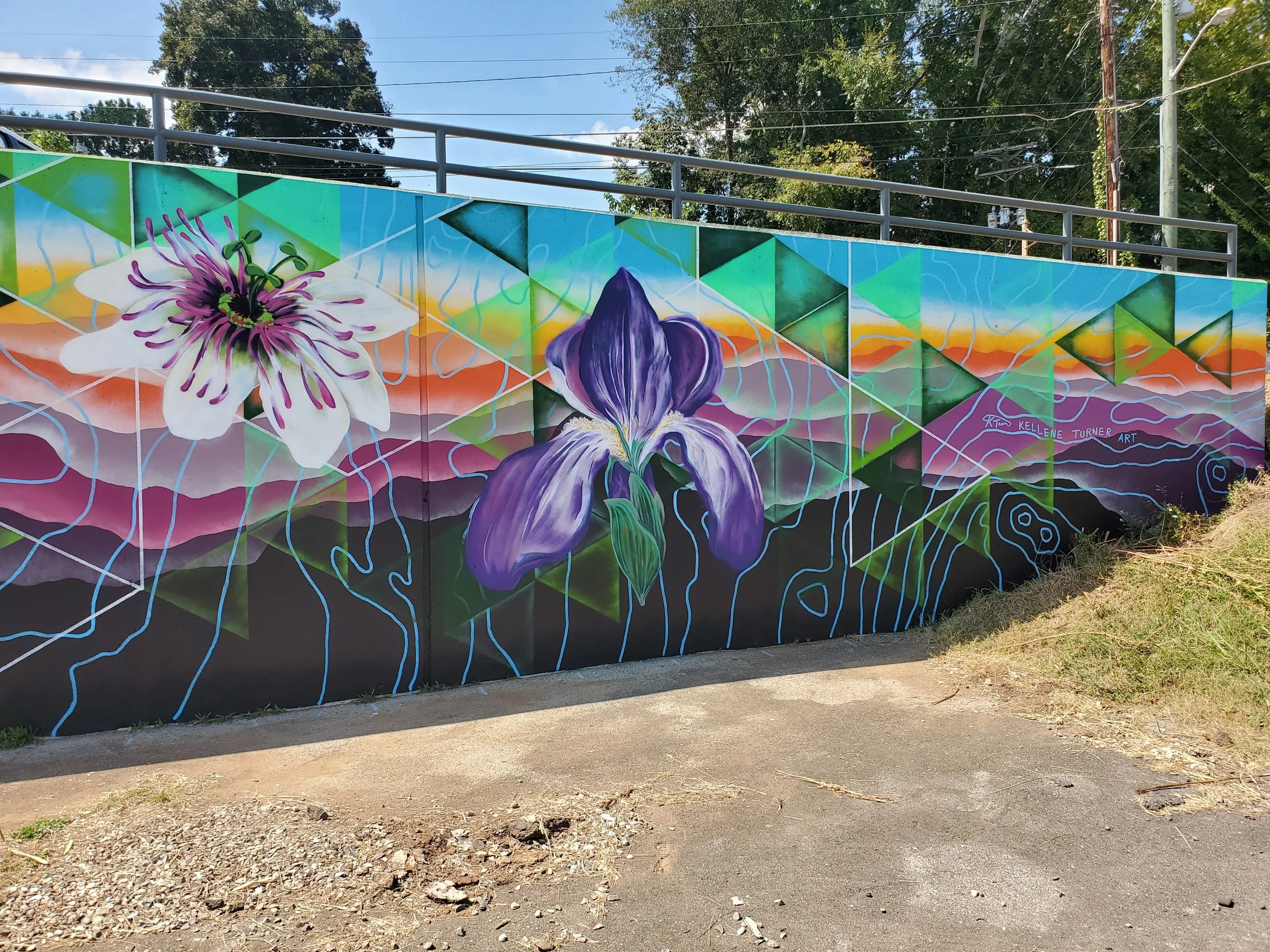 KTurner 2023 Details of Knoxville, TN Mural on Chapman HWY