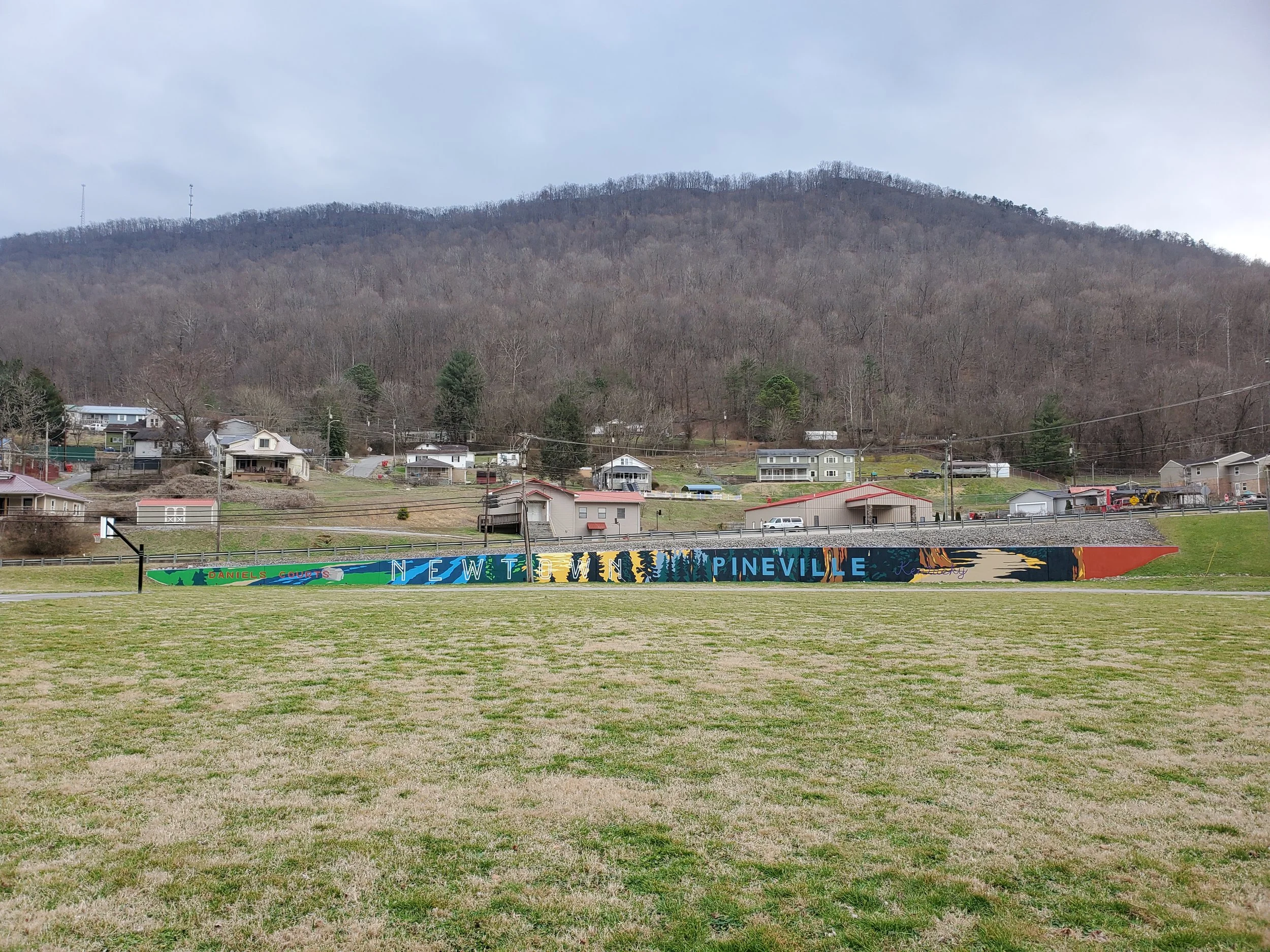 KTurner 2022 Newtown Park Mural, Pineville, KY