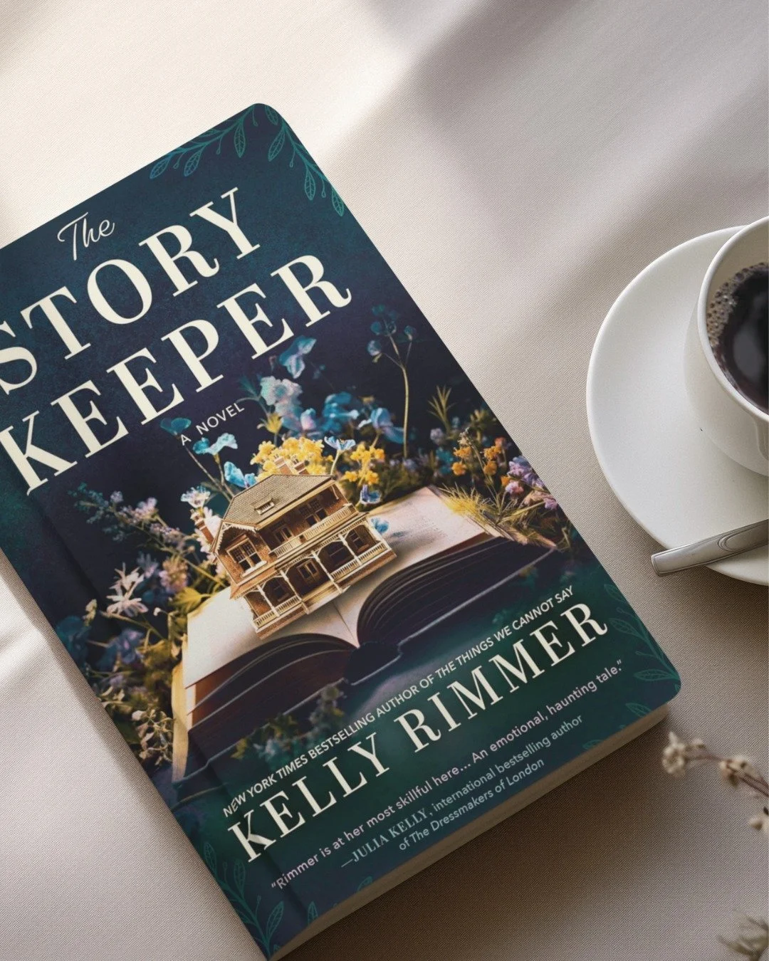 The early reviews from Aussie and UK readers for THE STORY KEEPER (aka THE MIDNIGHT ESTATE) have been incredible&mdash;and it&rsquo;s made me even more excited to share this book with you next July! 💫

Here&rsquo;s what one early reader said:
💬 &ld