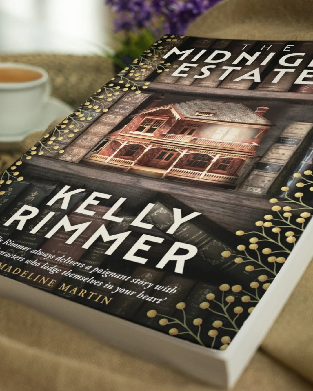 For those of you who&rsquo;ve already read THE MIDNIGHT ESTATE&hellip; I have a little favour to ask. 💛

If you had to describe the story in just one word, what would it be.... for our North American friends who have to wait a little longer to read 