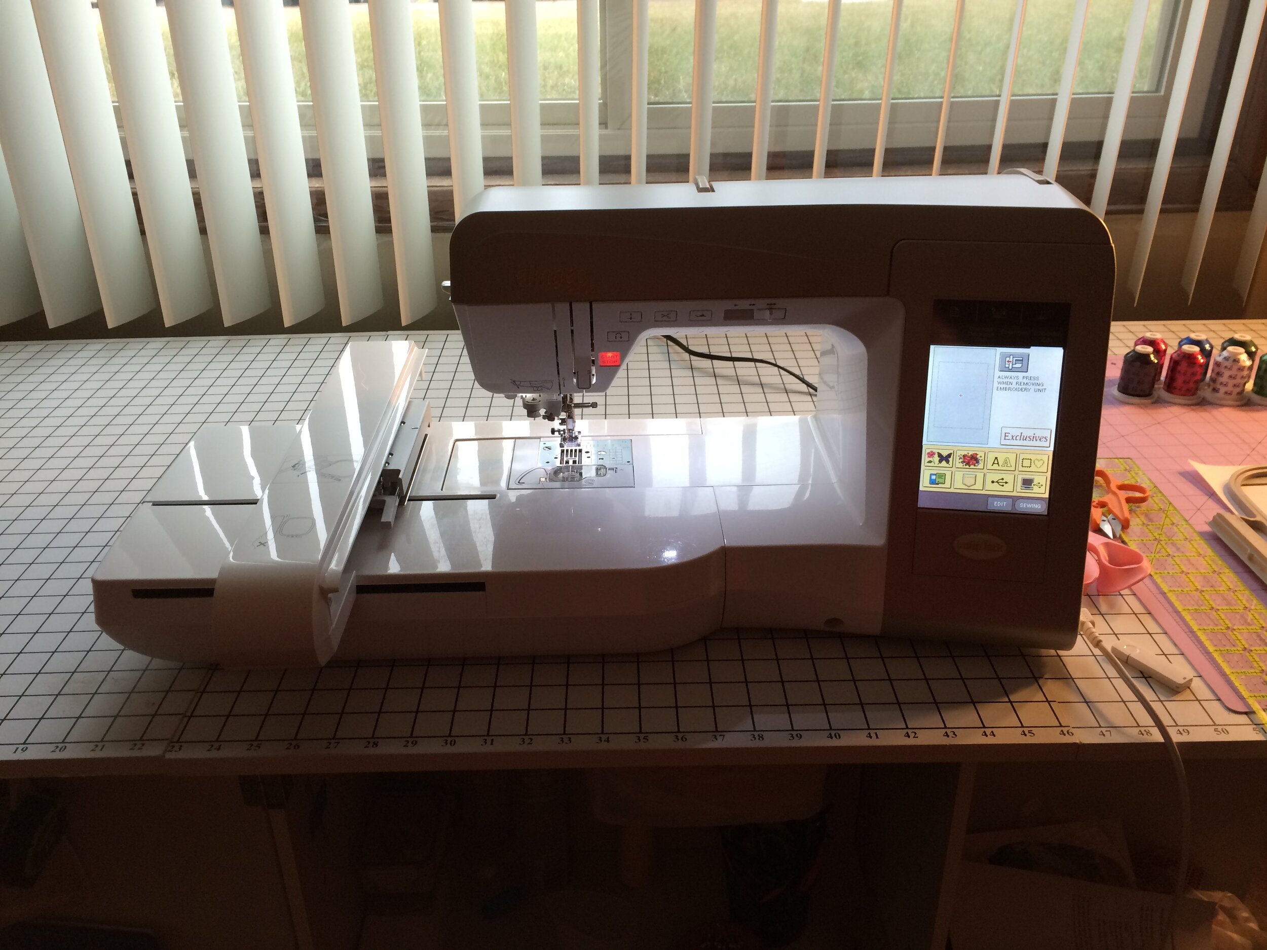 Babylock Esante Sewing & Embroidery Machine