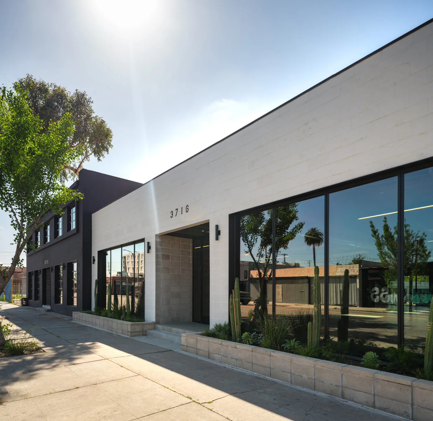3716 W Jefferson