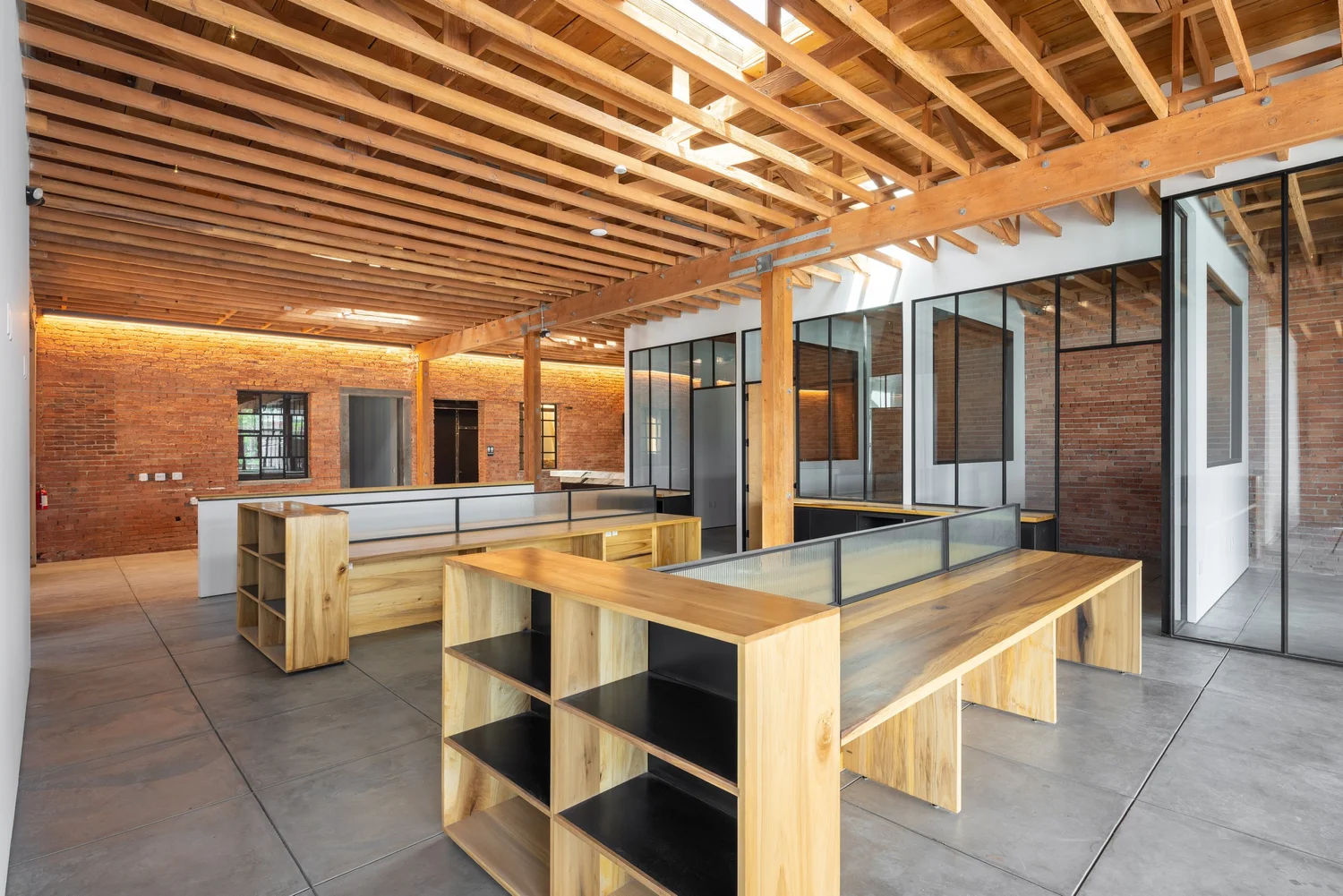 3627 W Jefferson