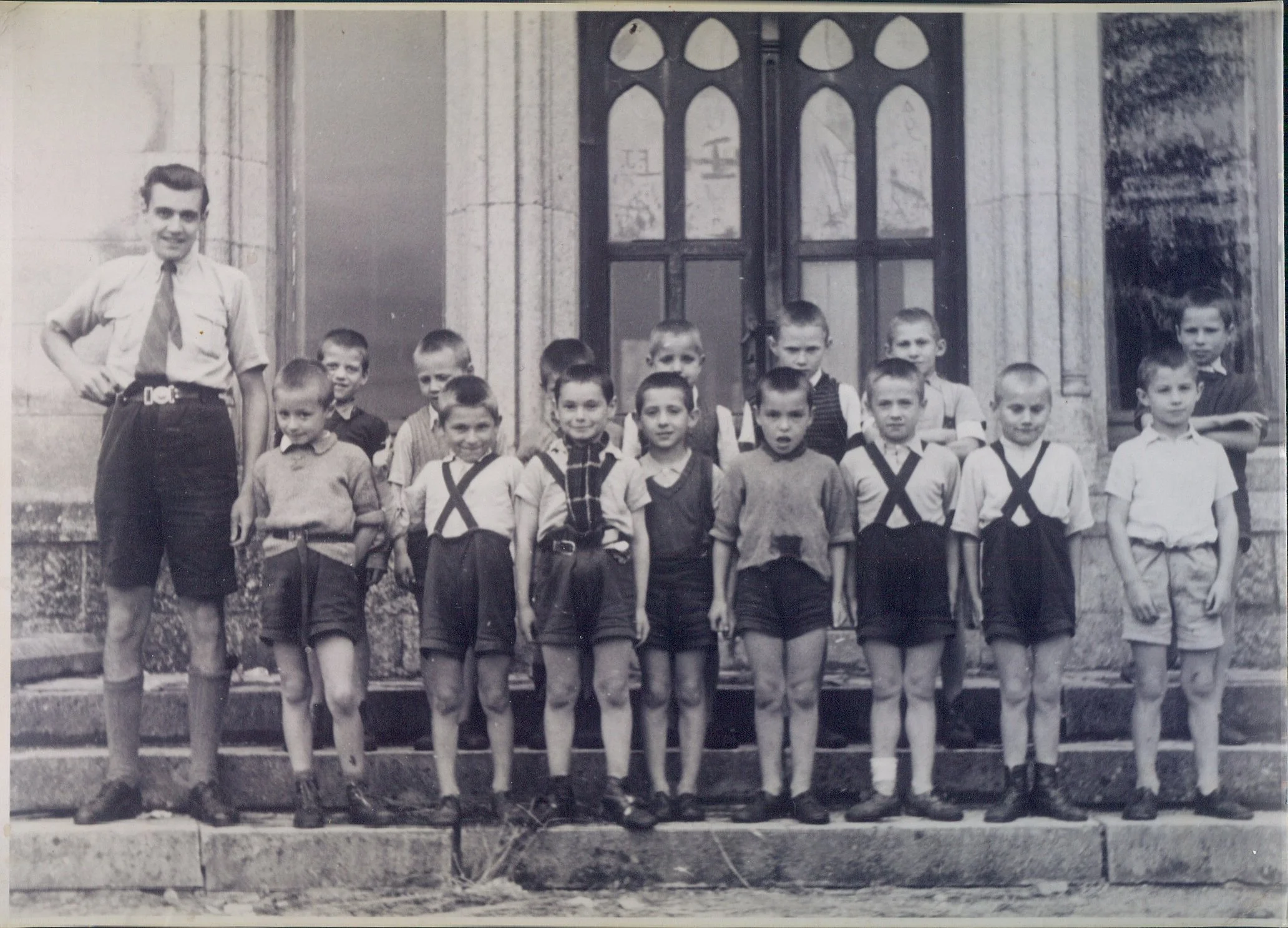 1943-children-in-Jamoigne.jpeg