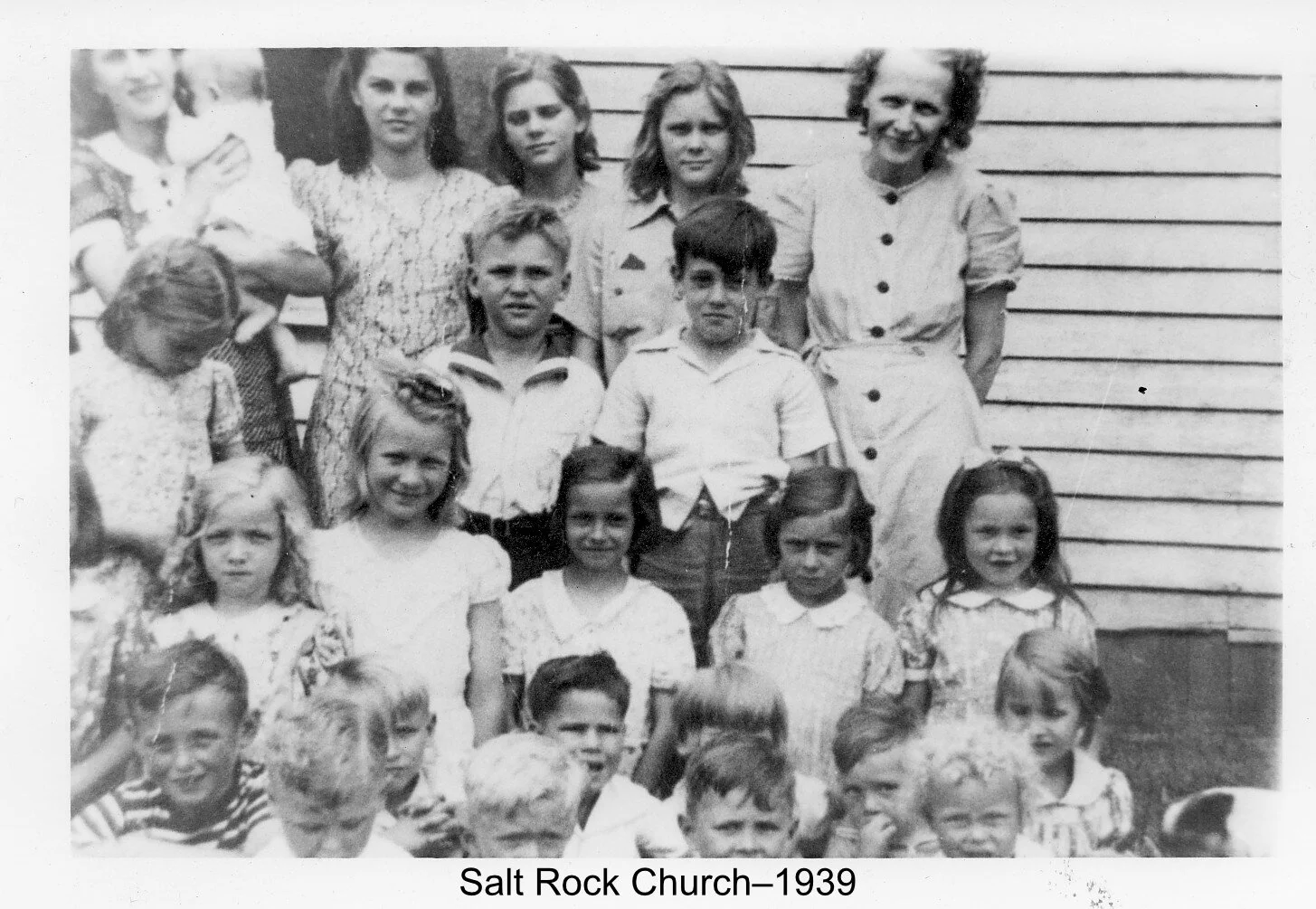 SRChurchGroup1939.jpg