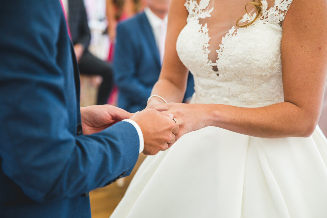 Charli&Ryan_Badgers_Mount_wedding-127.jpg