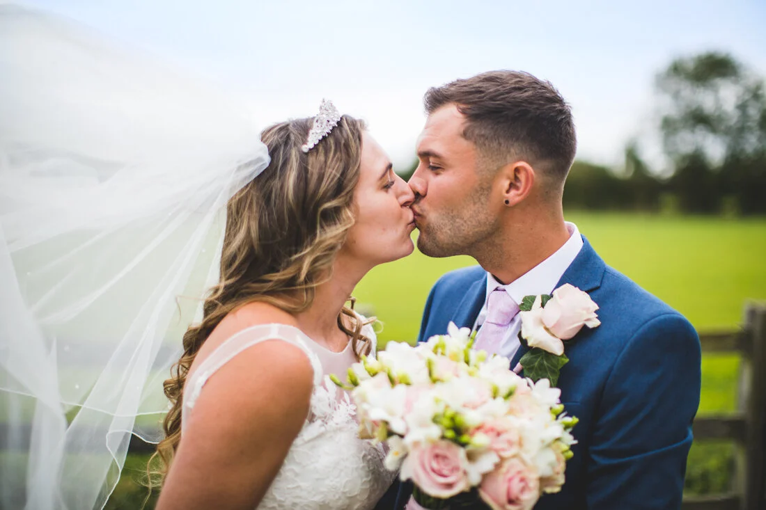 Charli&Ryan_Badgers_Mount_wedding-148.jpg