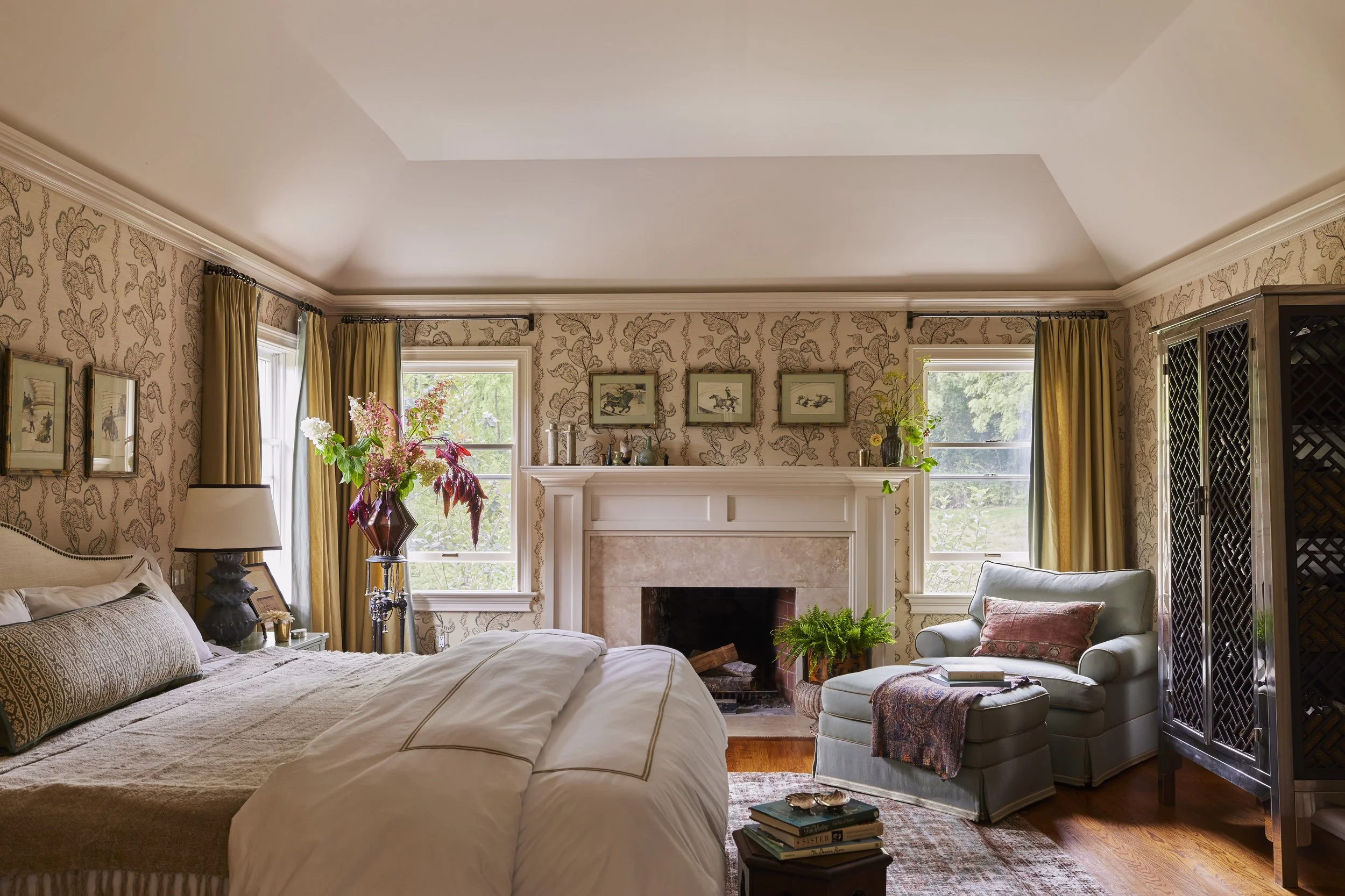 20240906_KateJordan_Photographer_GretchenFarrell_JuneRoad_0287 copyRT.jpg