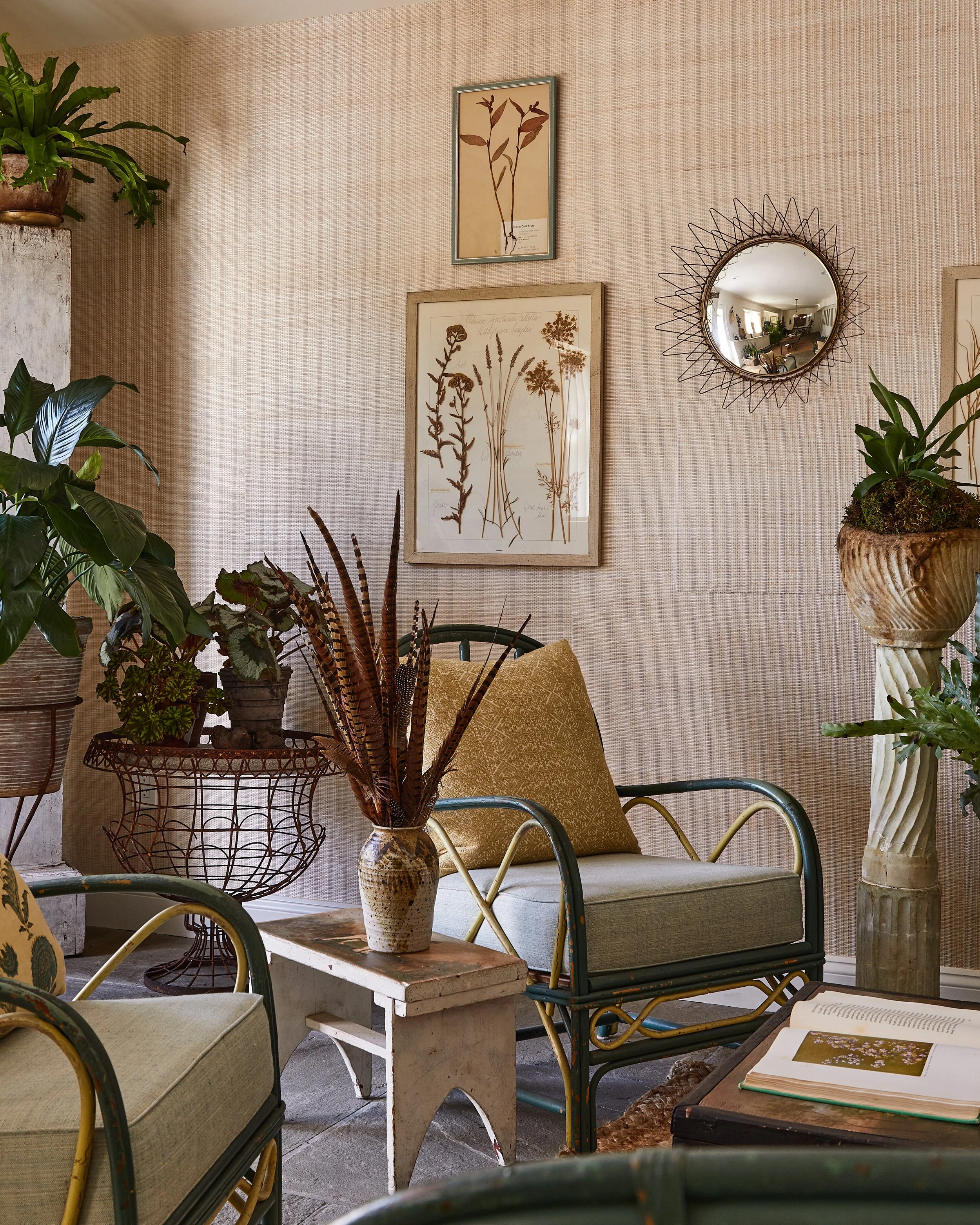 20231004_KateJordan_Photographer_BrittanyAlbert_Stylist_GFI_JuneRoad_39346 copyRT.jpg