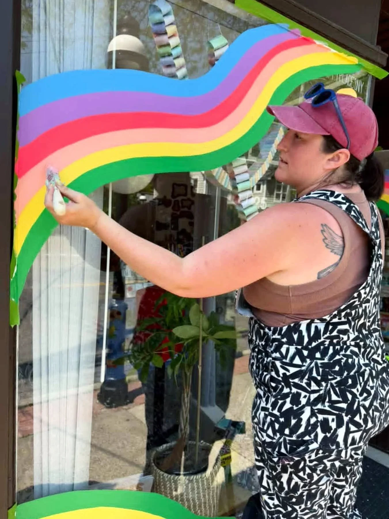 Happy Pride Month to everyone that is a part of the 2SLGBTQIA+ community, and thank you to everyone who has supported lil ol me and my queer small business (especially @mondaysgifts 📸 and this cutie window mural!) &hearts;️🧡💛💚💙💜🩷🩶🩵 

it's be