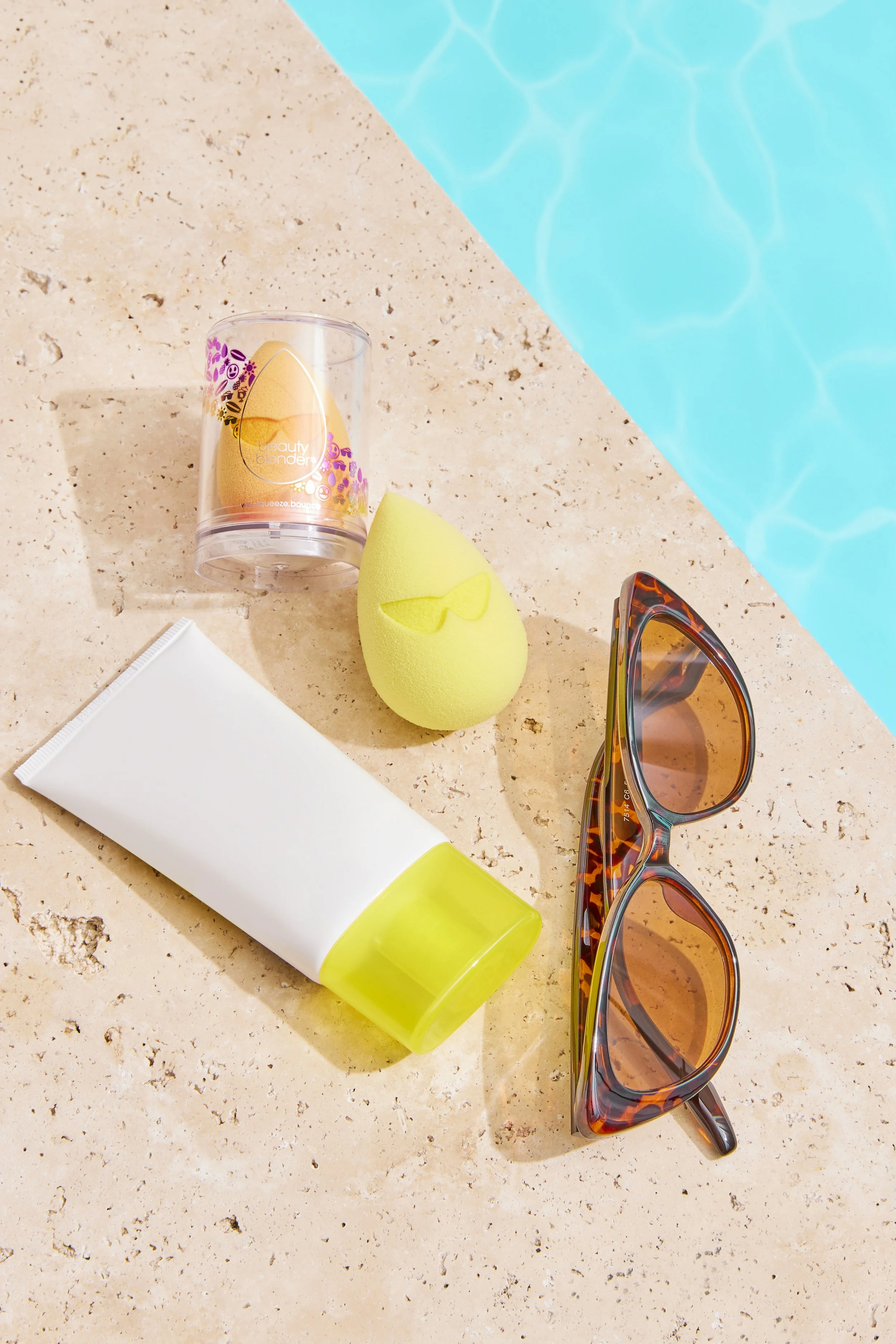 Beauty Blender1048v2.jpeg