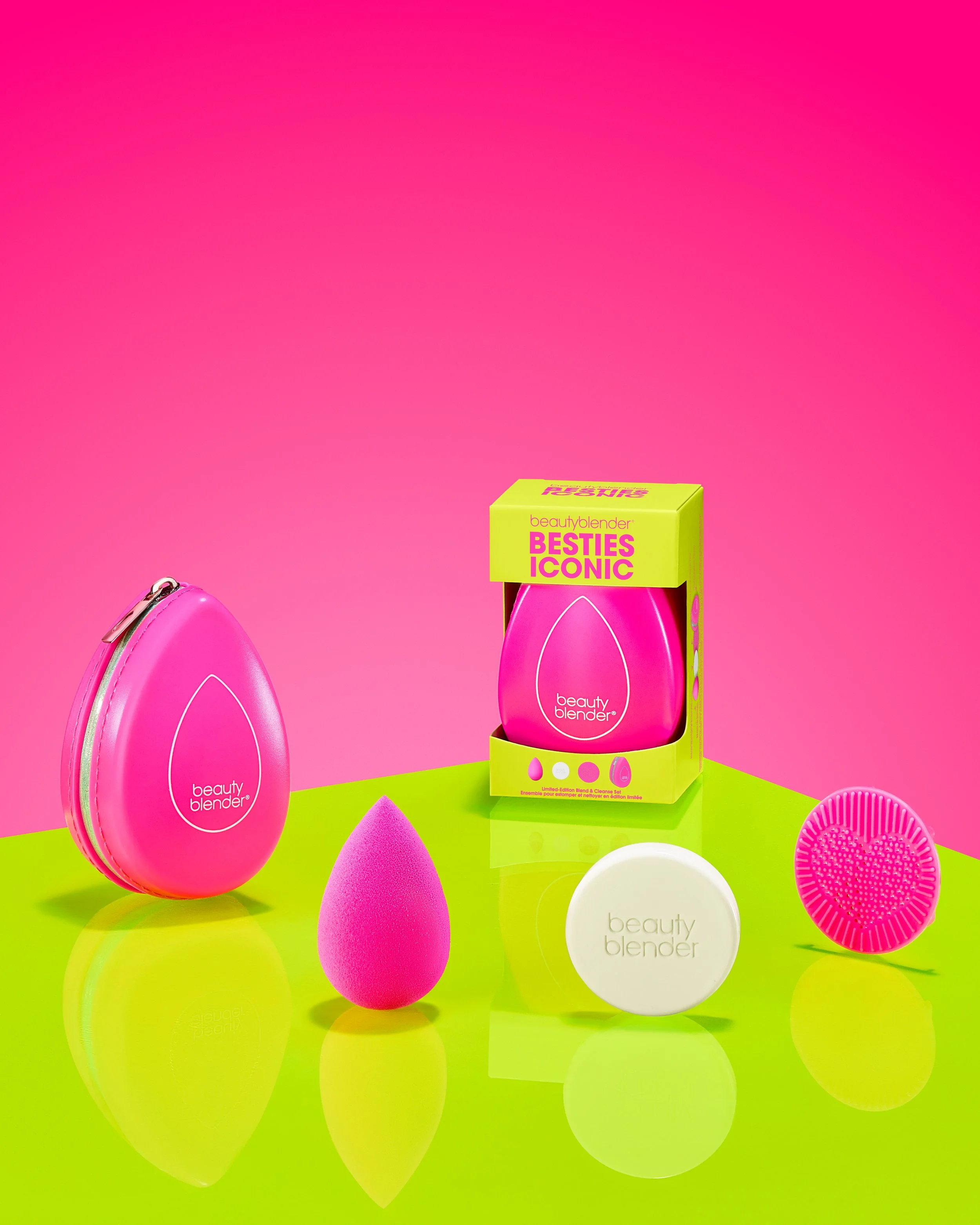 BeautyBlender_FR_2023_BestiesIconic_41462.jpg