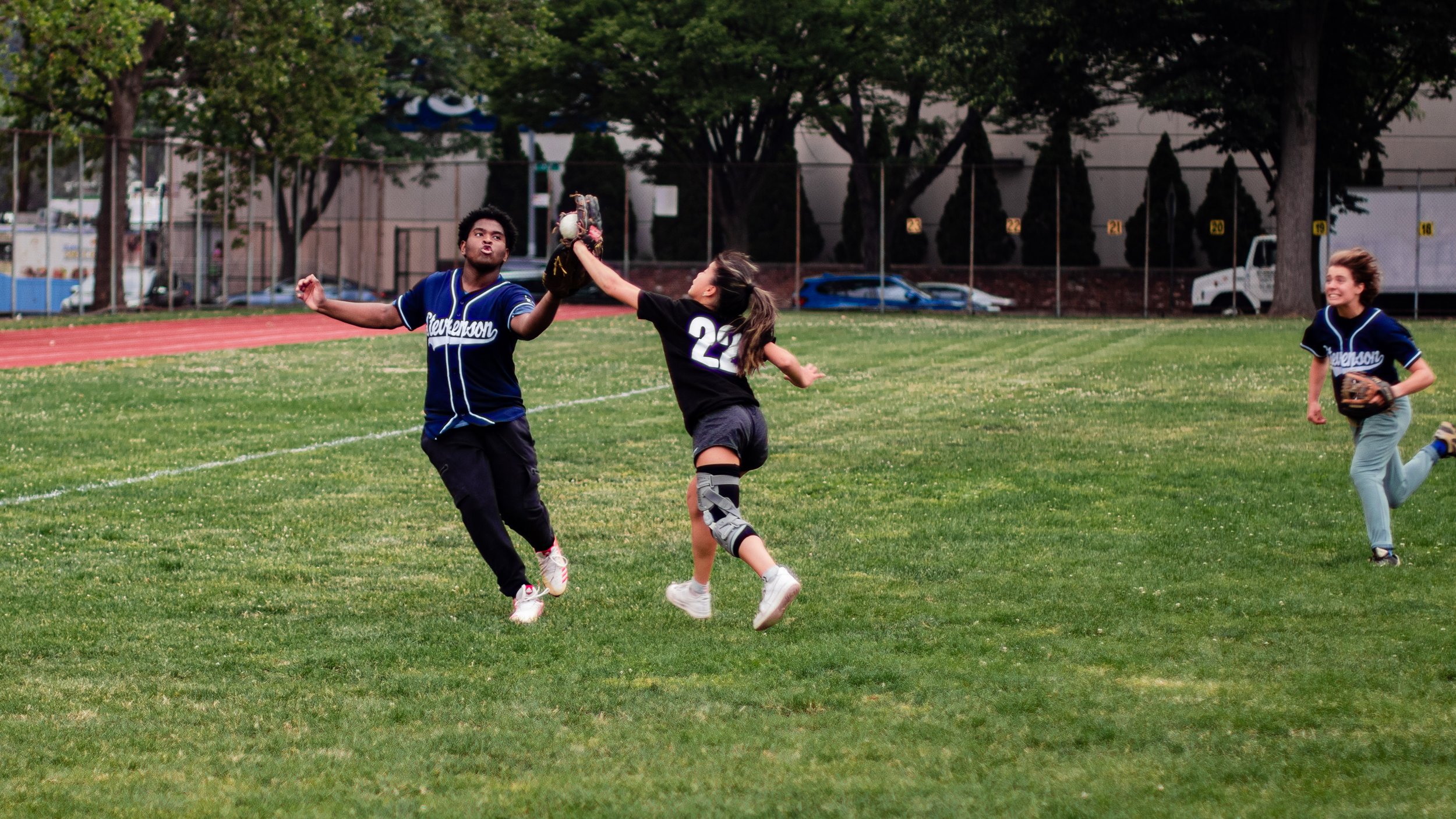 2023-06-08_rlss-athletics_softball_16x9_BG-IMG_8924.jpg