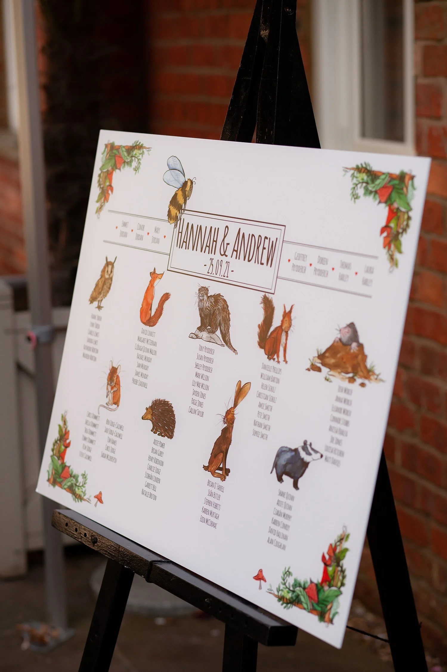 Rustic-Woodland-Animal-Wedding-Seating-Plan-Sign.jpg