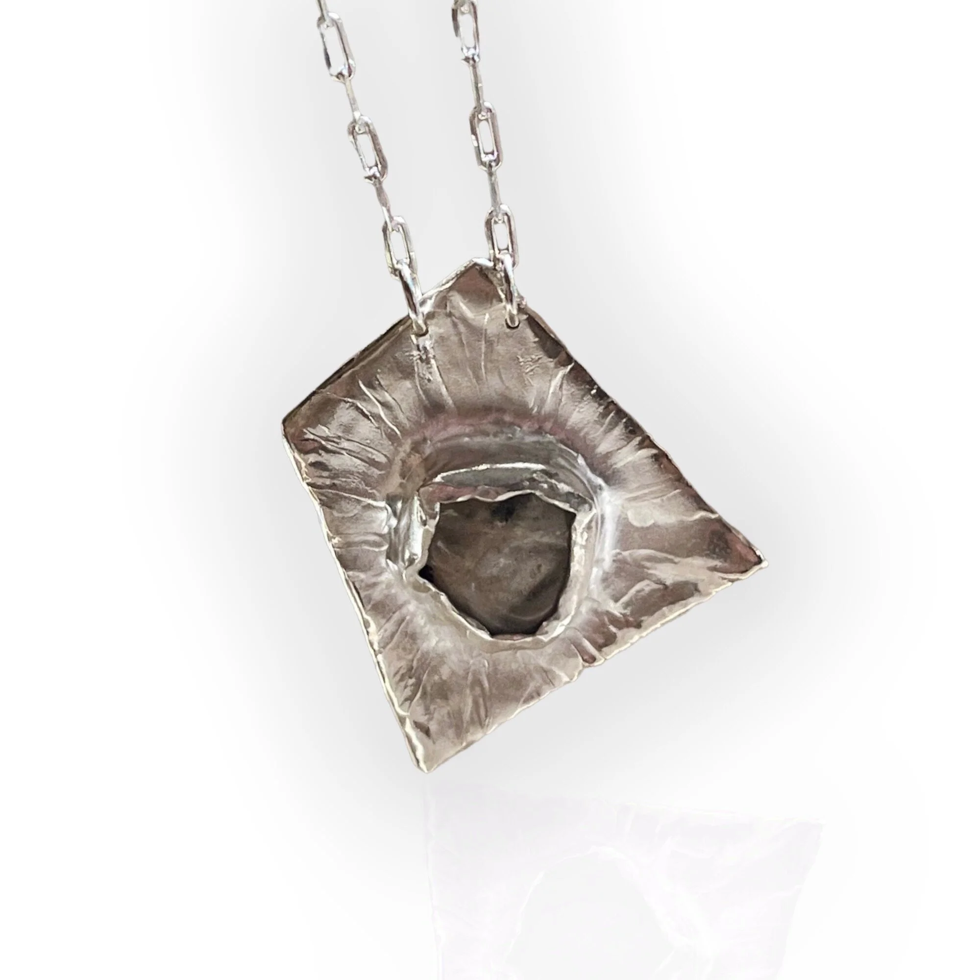 1A2B86A0-2BD3-4631-8CB3-6EC716A98158