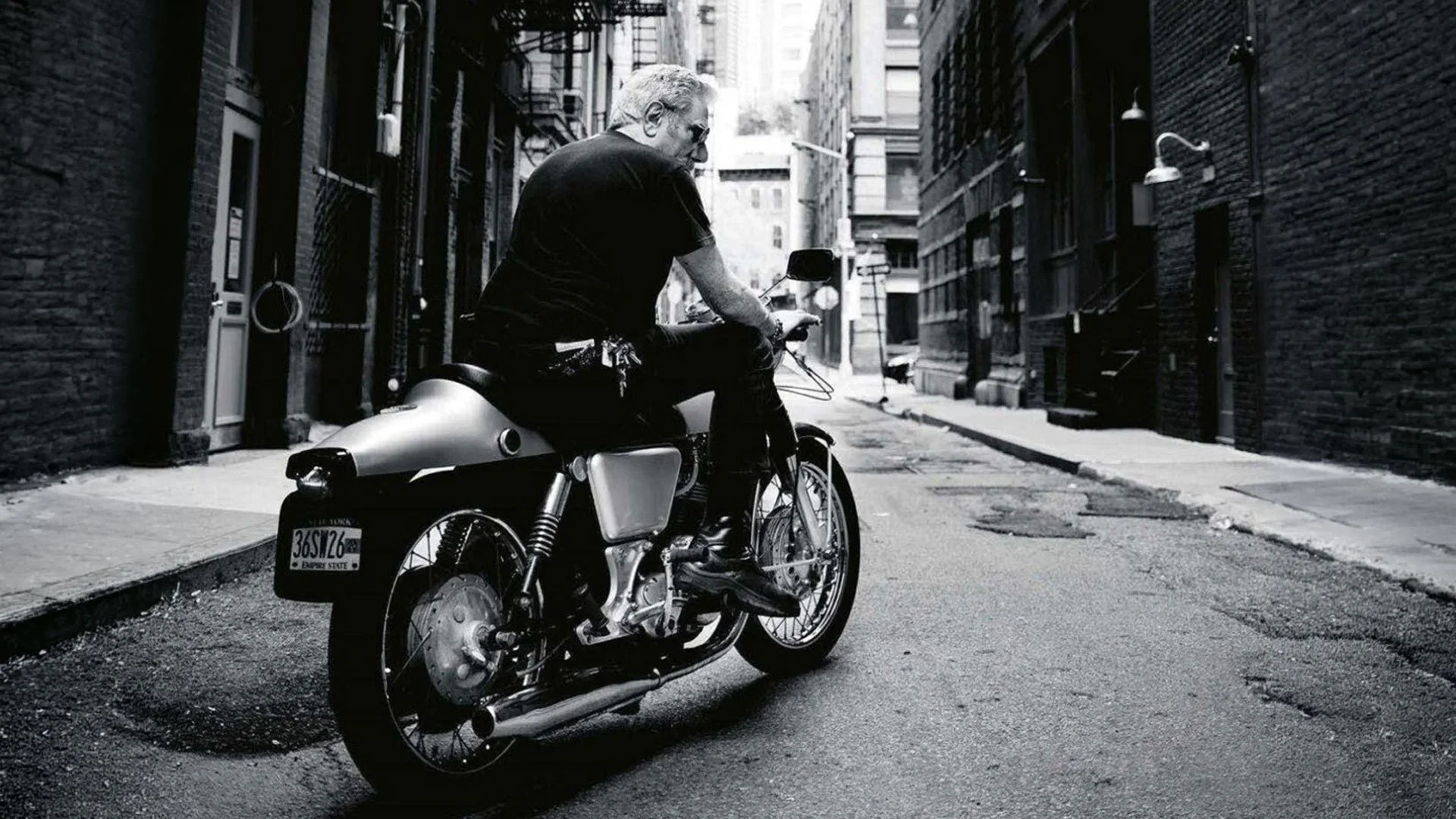 Norton Commando