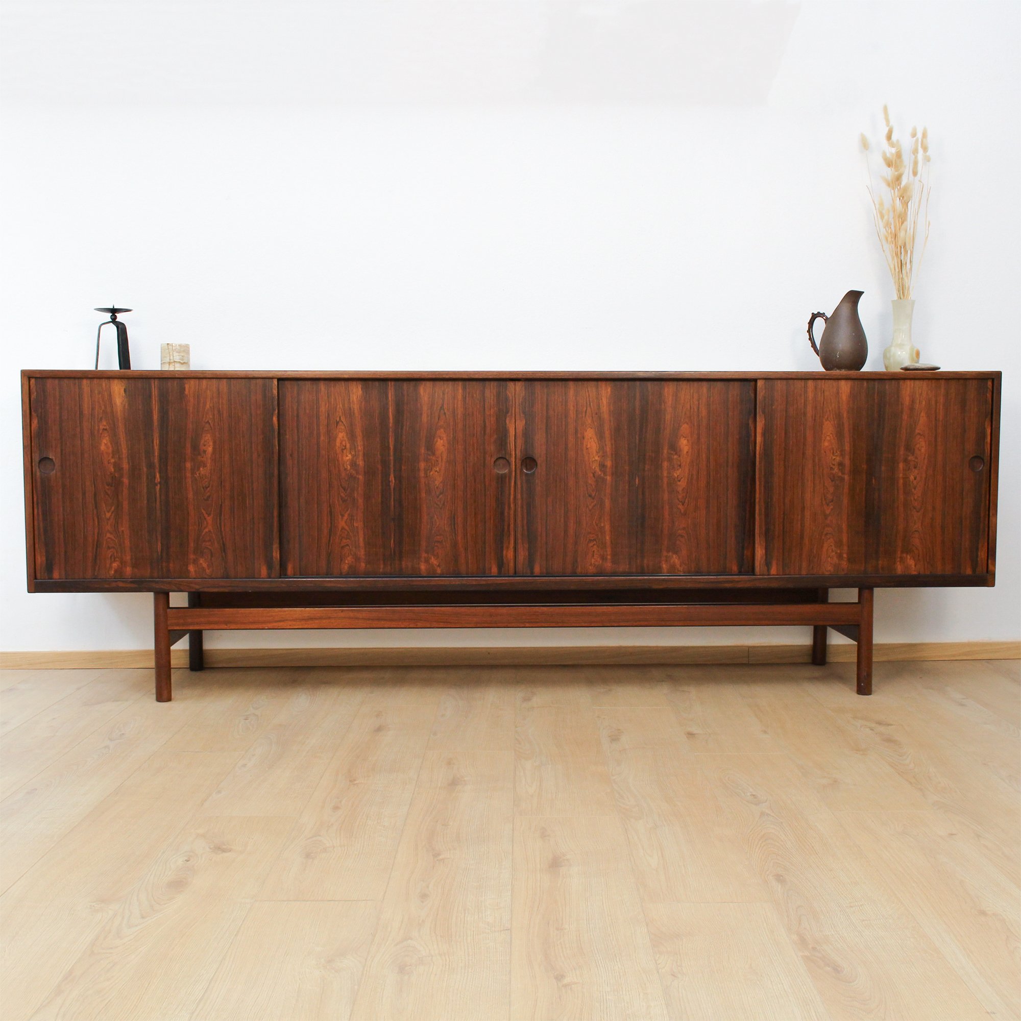 großes Palisander Sideboard