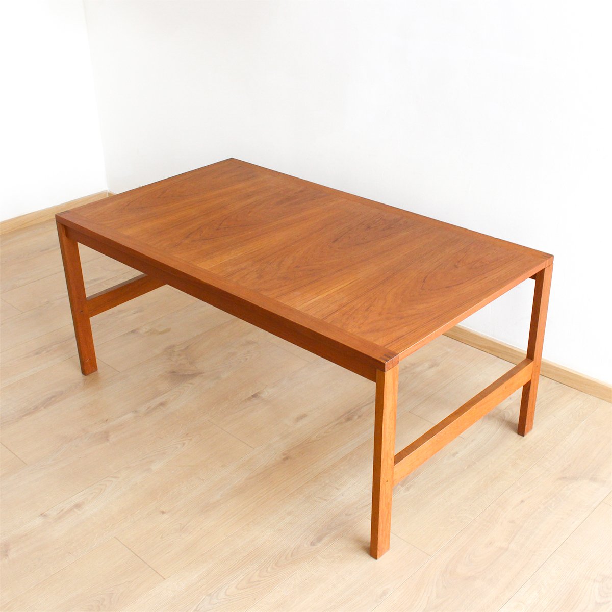 Teak Couchtisch von Ole Gjerløv-Knudsen & Torben Lind