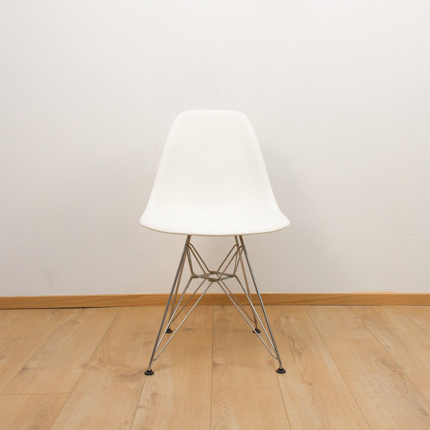 2er-Set Vitra DSR Stühle weiß