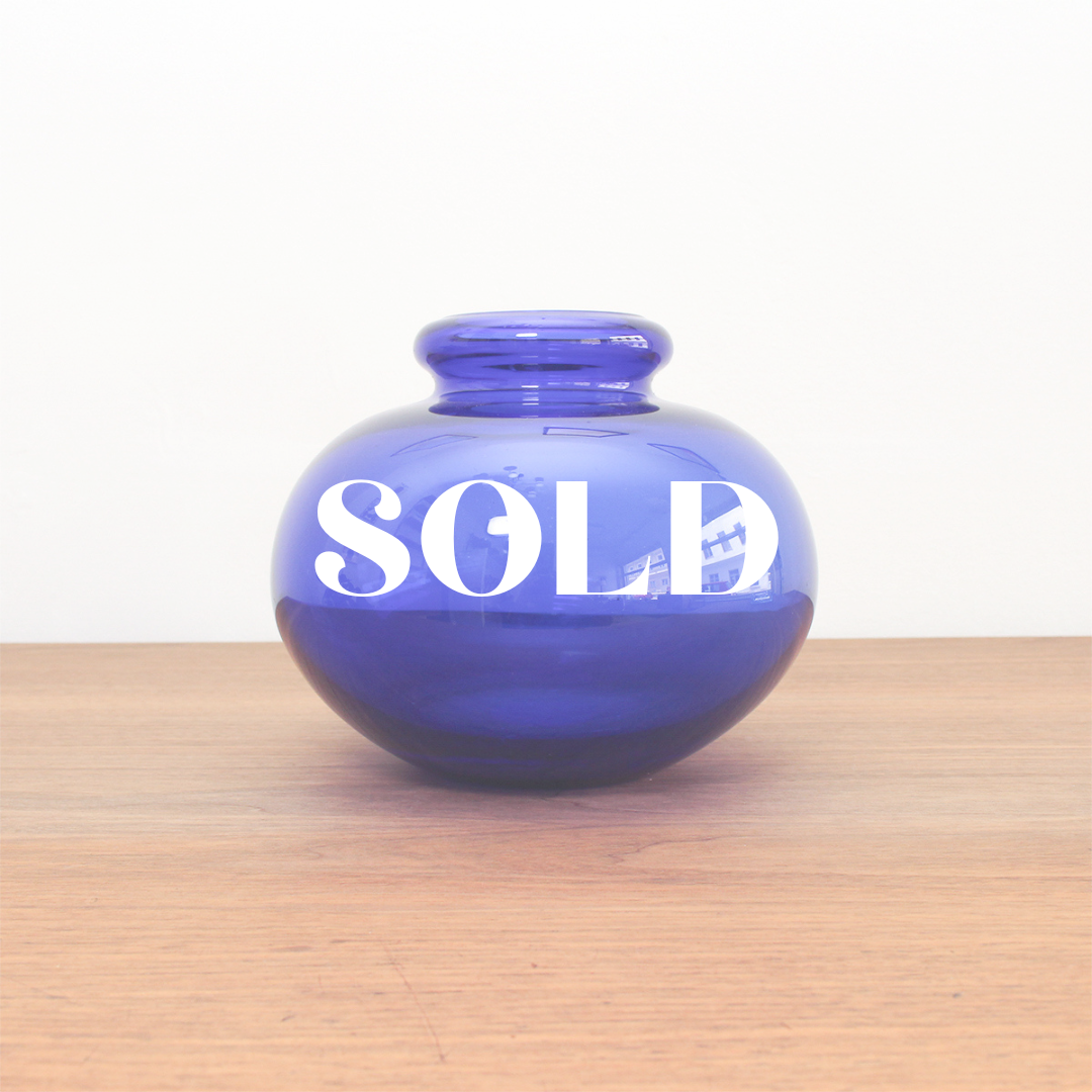 SOLD | blaue Glas-Vase